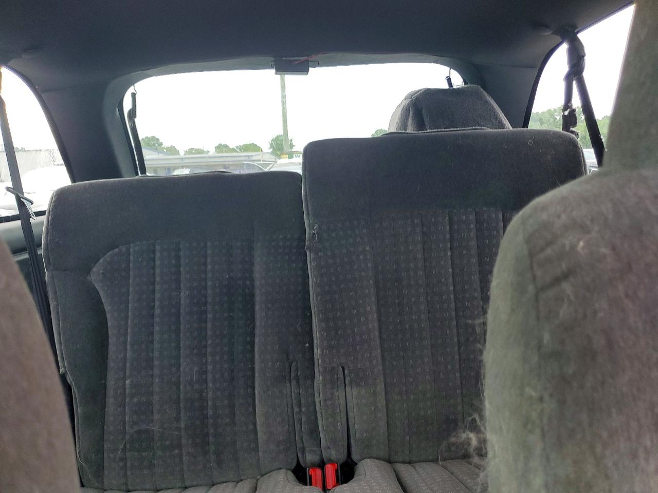 2002 Chevrolet Blazer Blue vin: 1GNCS18W82K143184