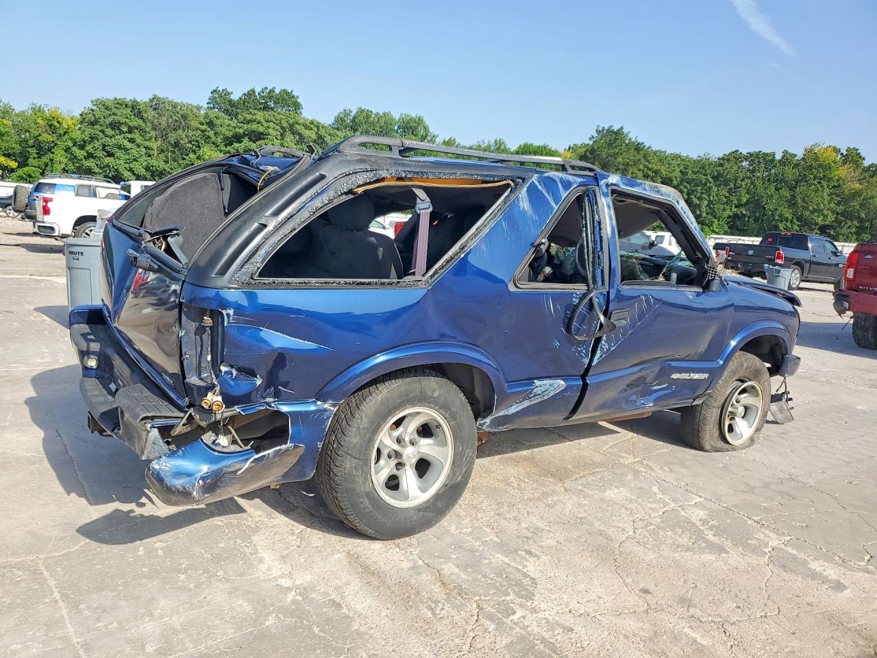 2005 Chevrolet Blazer Blue vin: 1GNCS18X65K118653