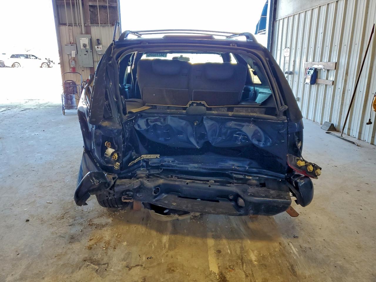2004 Chevrolet Blazer Blue vin: 1GNCS18X74K121057