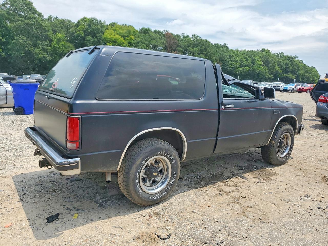 1988 Chevrolet Blazer S10 Black vin: 1GNCS18ZXJ8237265