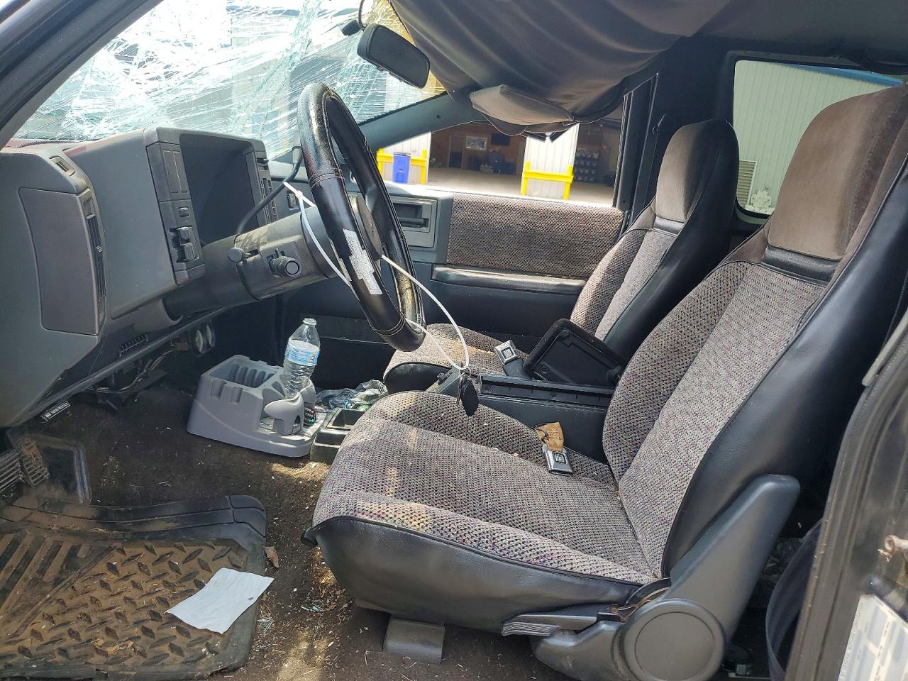 1988 Chevrolet Blazer S10 Black vin: 1GNCS18ZXJ8237265