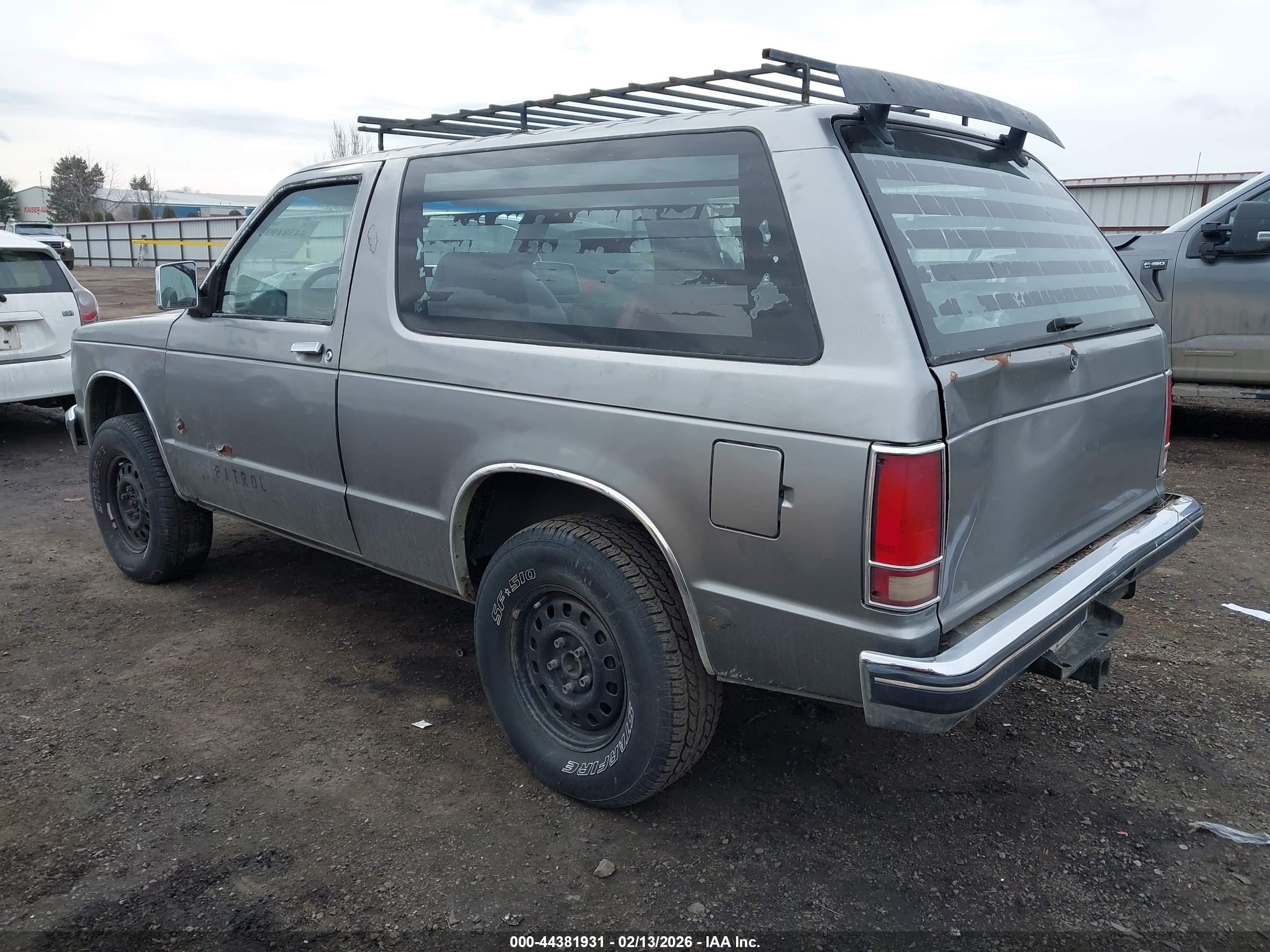 1987 Chevrolet Blazer S10 Silver vin: 1GNCT18R3H0107480