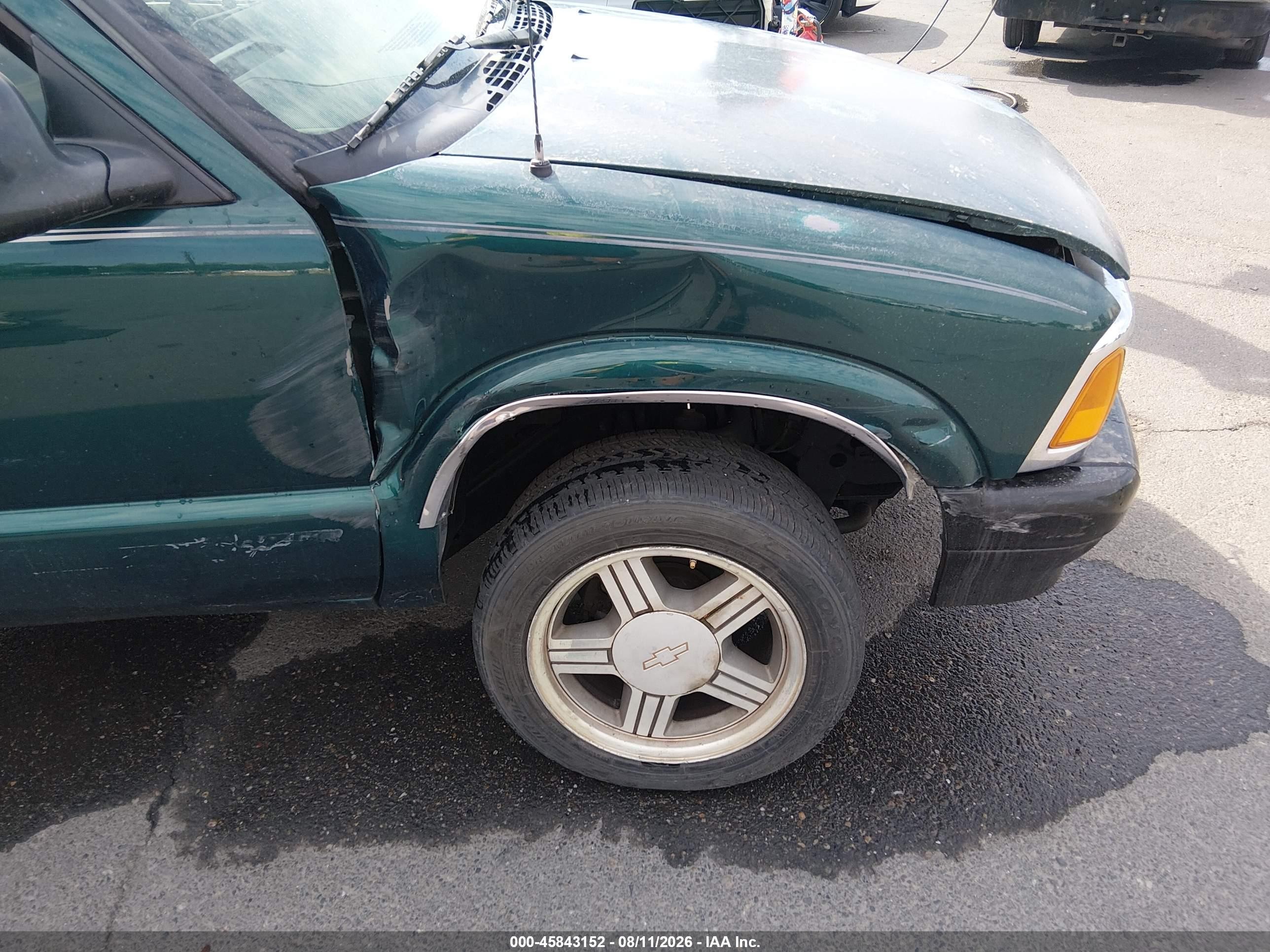 1996 Chevrolet Blazer   Green vin: 1GNCT18W3TK107496