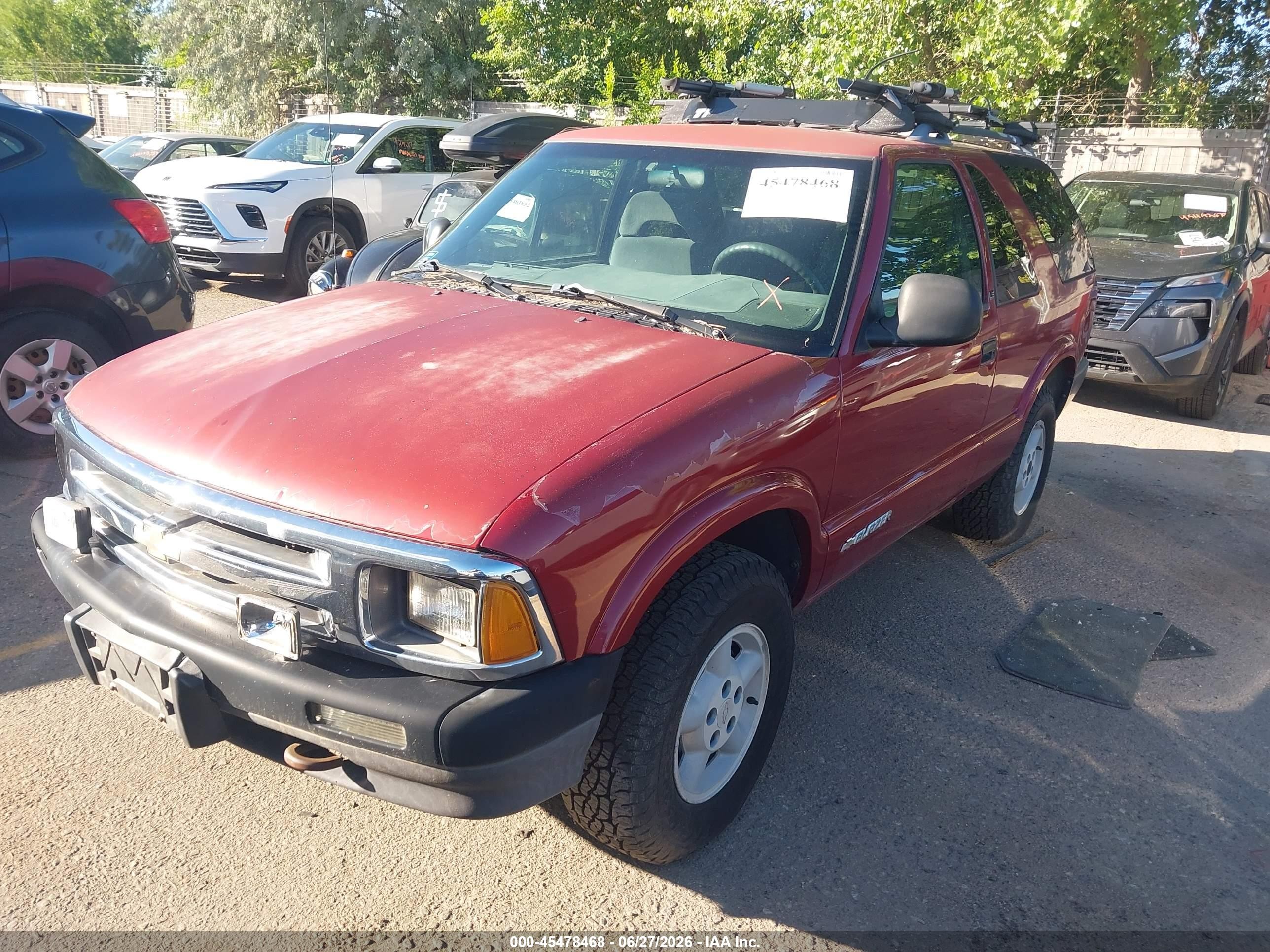 1997 Chevrolet Blazer Ls Red vin: 1GNCT18W4VK184347