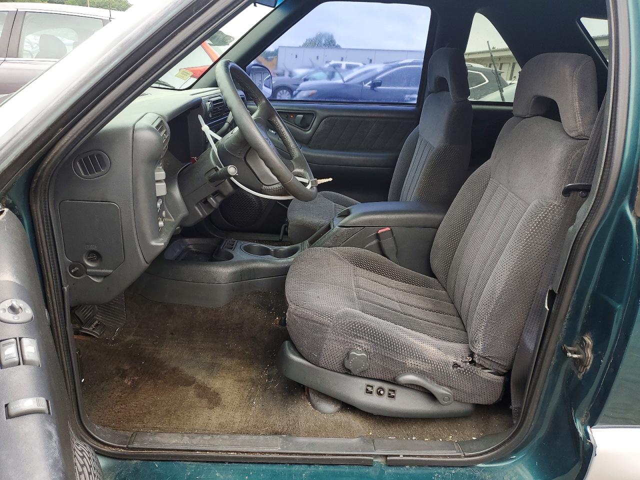 1996 Chevrolet Blazer Green vin: 1GNCT18W5TK166484