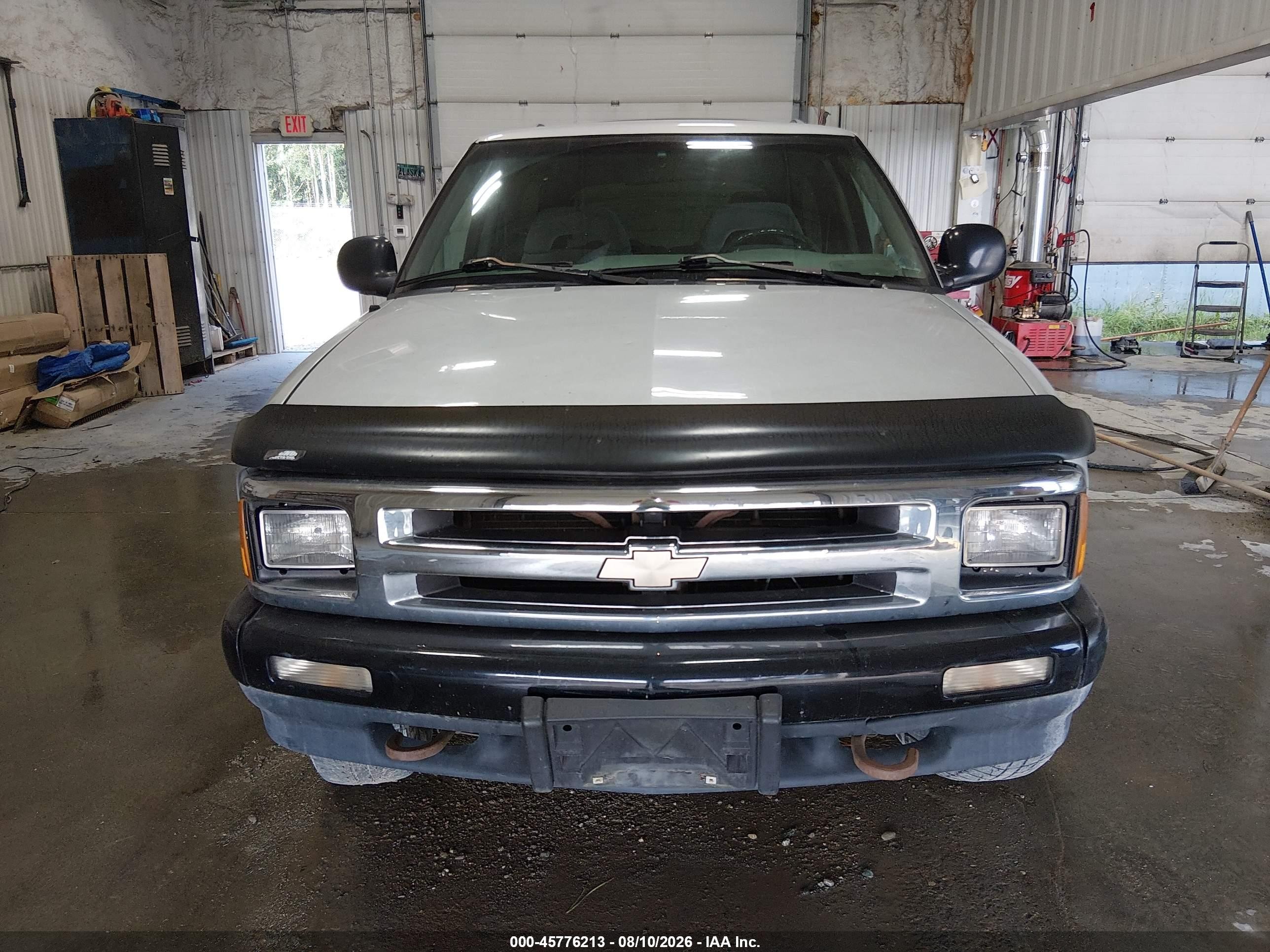 1995 Chevrolet Blazer   Silver vin: 1GNCT18W7S2198965