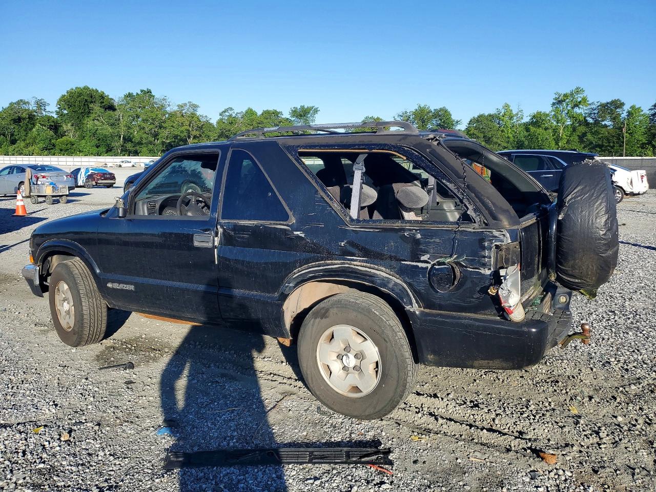 1999 Chevrolet Blazer Black vin: 1GNCT18W8XK175654