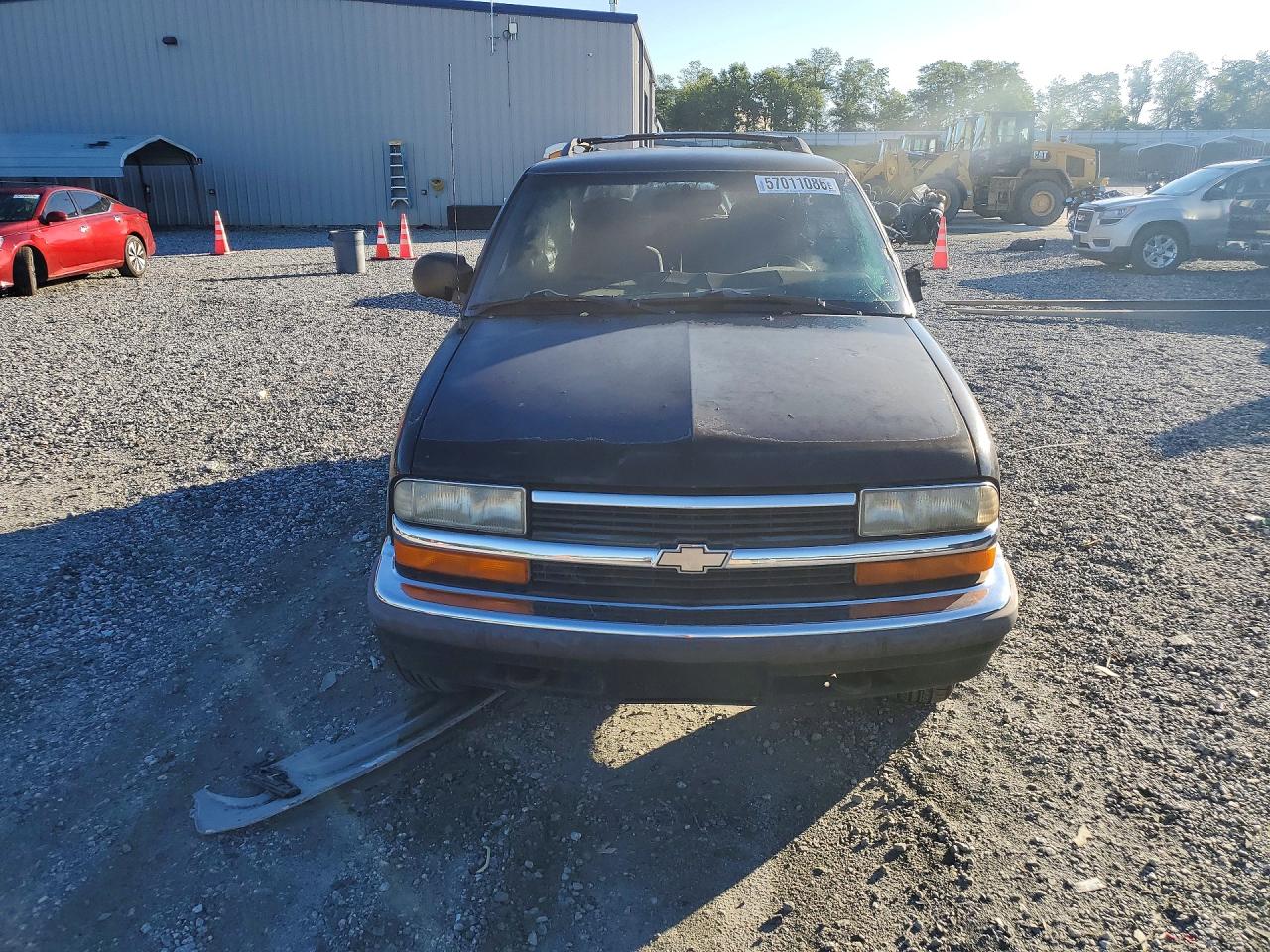 1999 Chevrolet Blazer Black vin: 1GNCT18W8XK175654