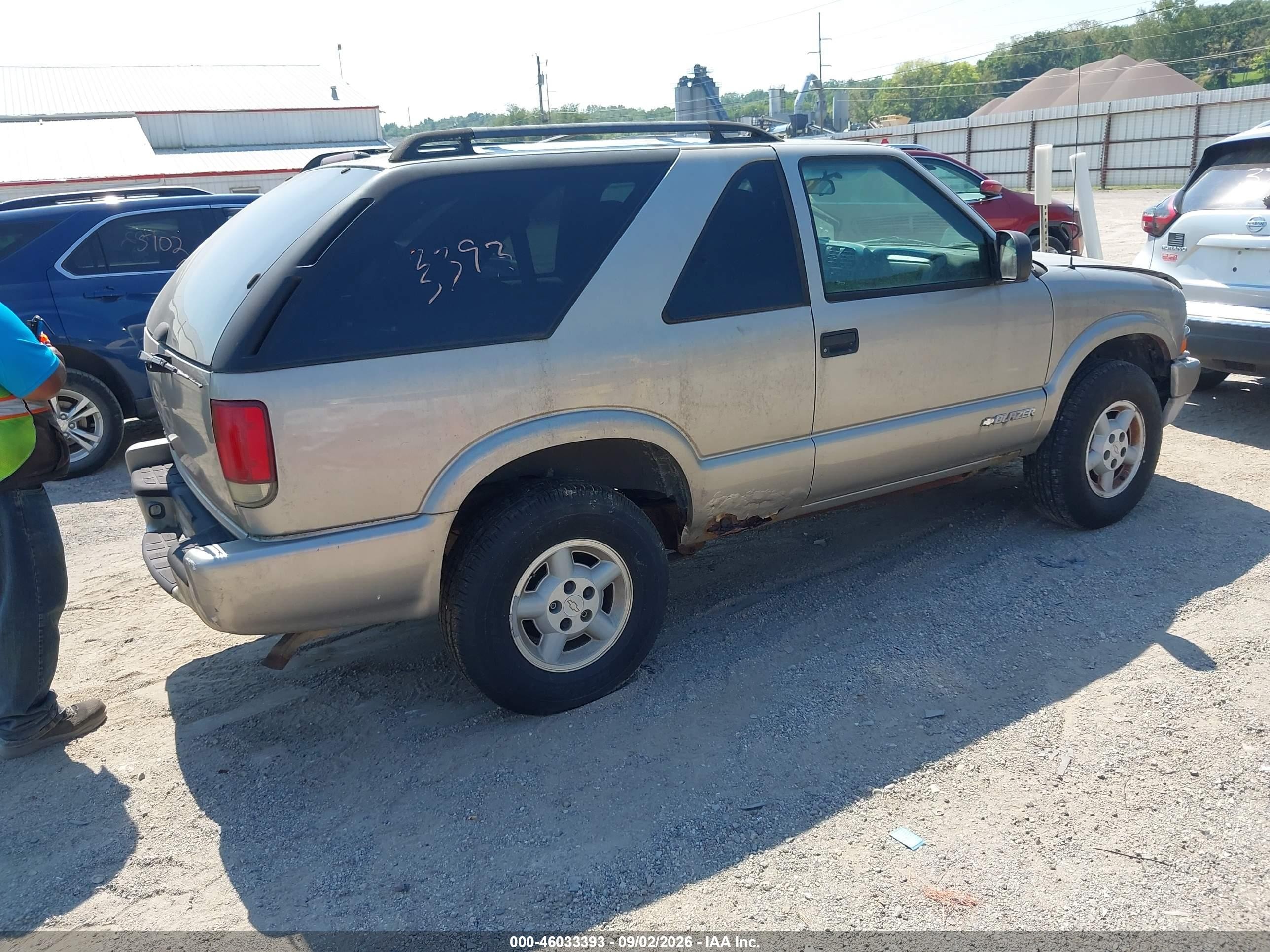 2005 Chevrolet Blazer Ls Brown vin: 1GNCT18X05K106933