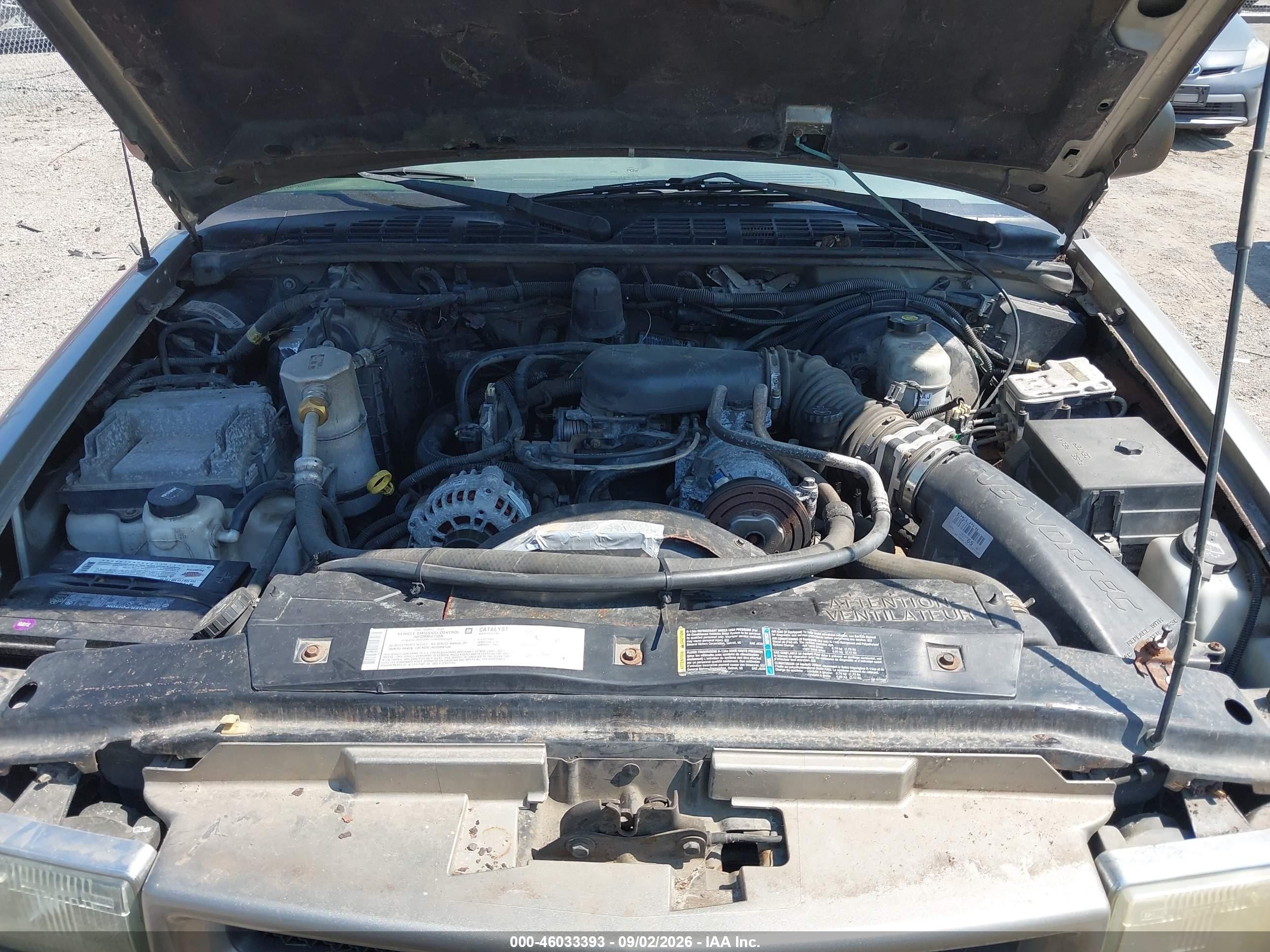 2005 Chevrolet Blazer Ls Brown vin: 1GNCT18X05K106933