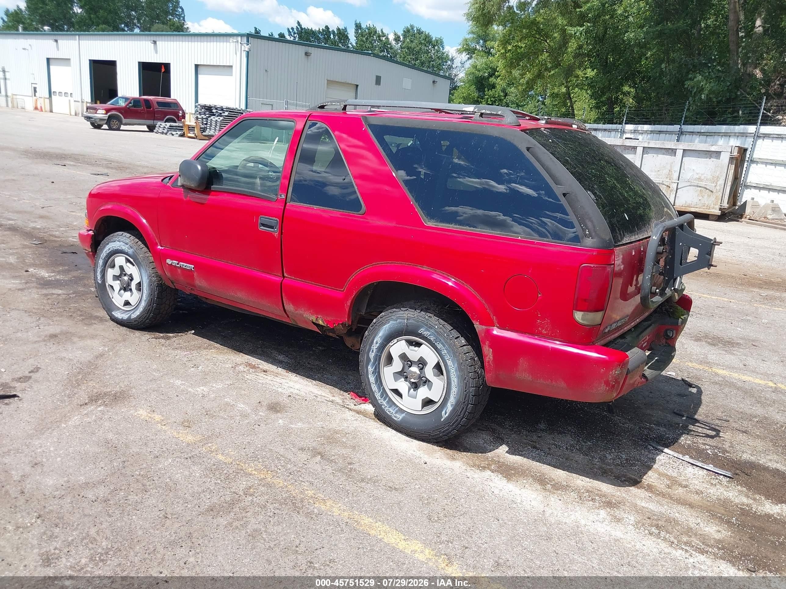 2003 Chevrolet Blazer Ls Red vin: 1GNCT18X53K143487