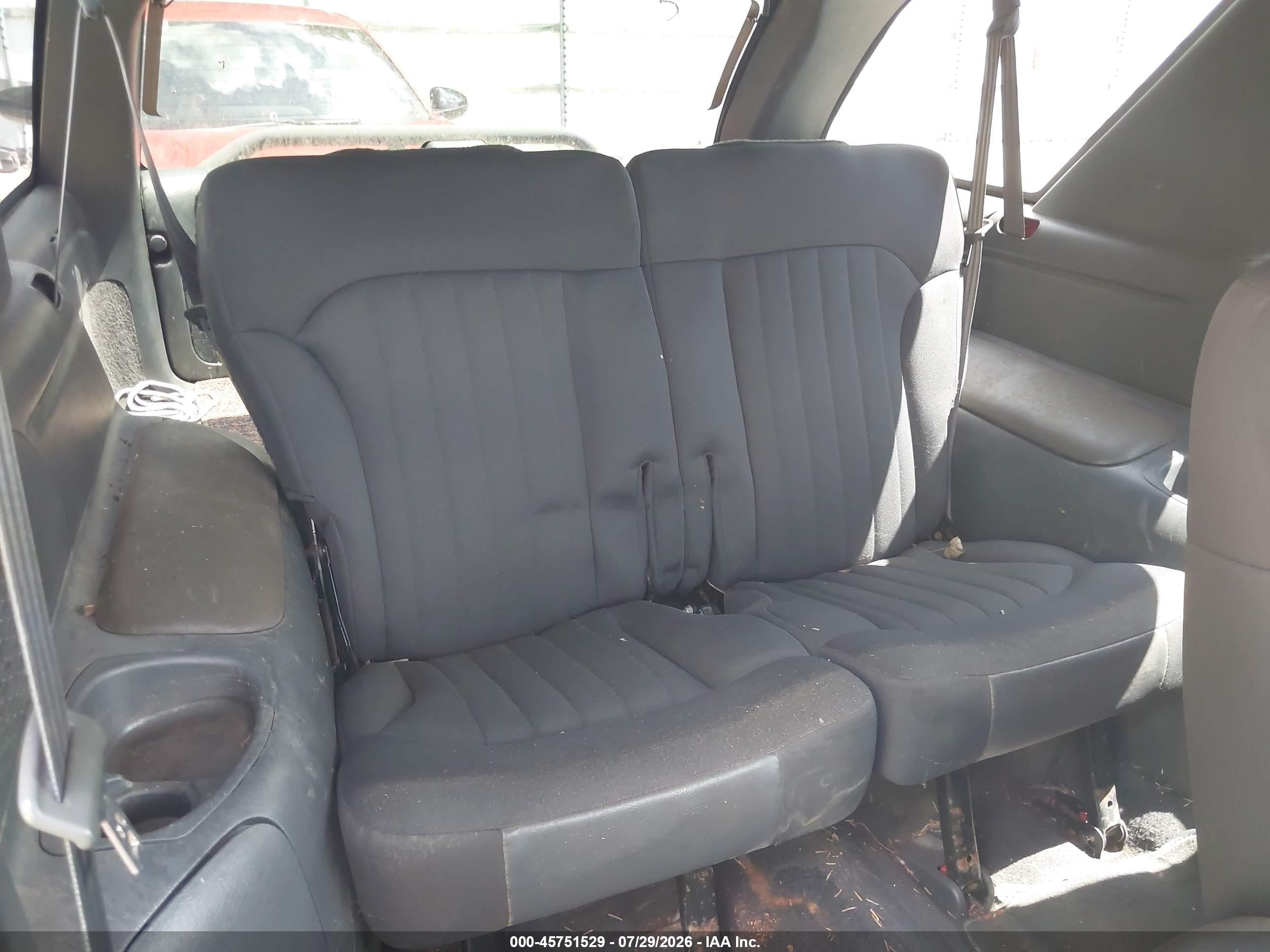 2003 Chevrolet Blazer Ls Red vin: 1GNCT18X53K143487