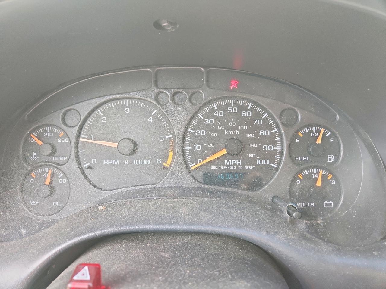 2003 Chevrolet Blazer Beige vin: 1GNCT18X93K169848