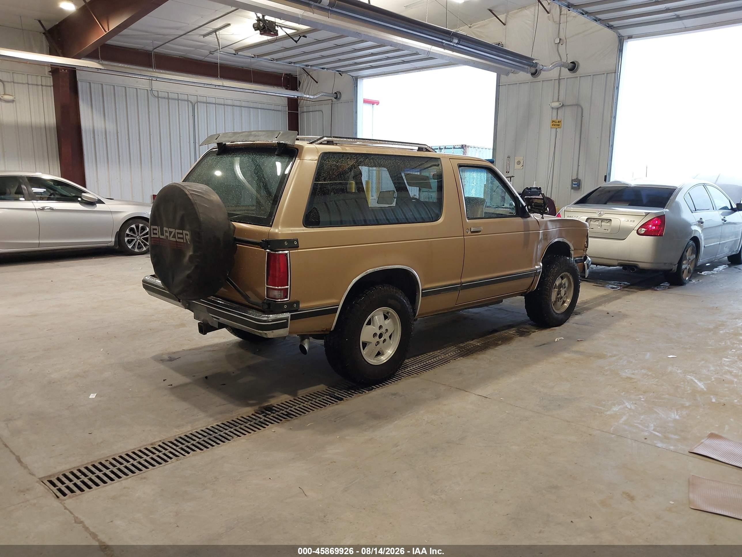 1989 Chevrolet Blazer S10 Tan vin: 1GNCT18Z2K8207739