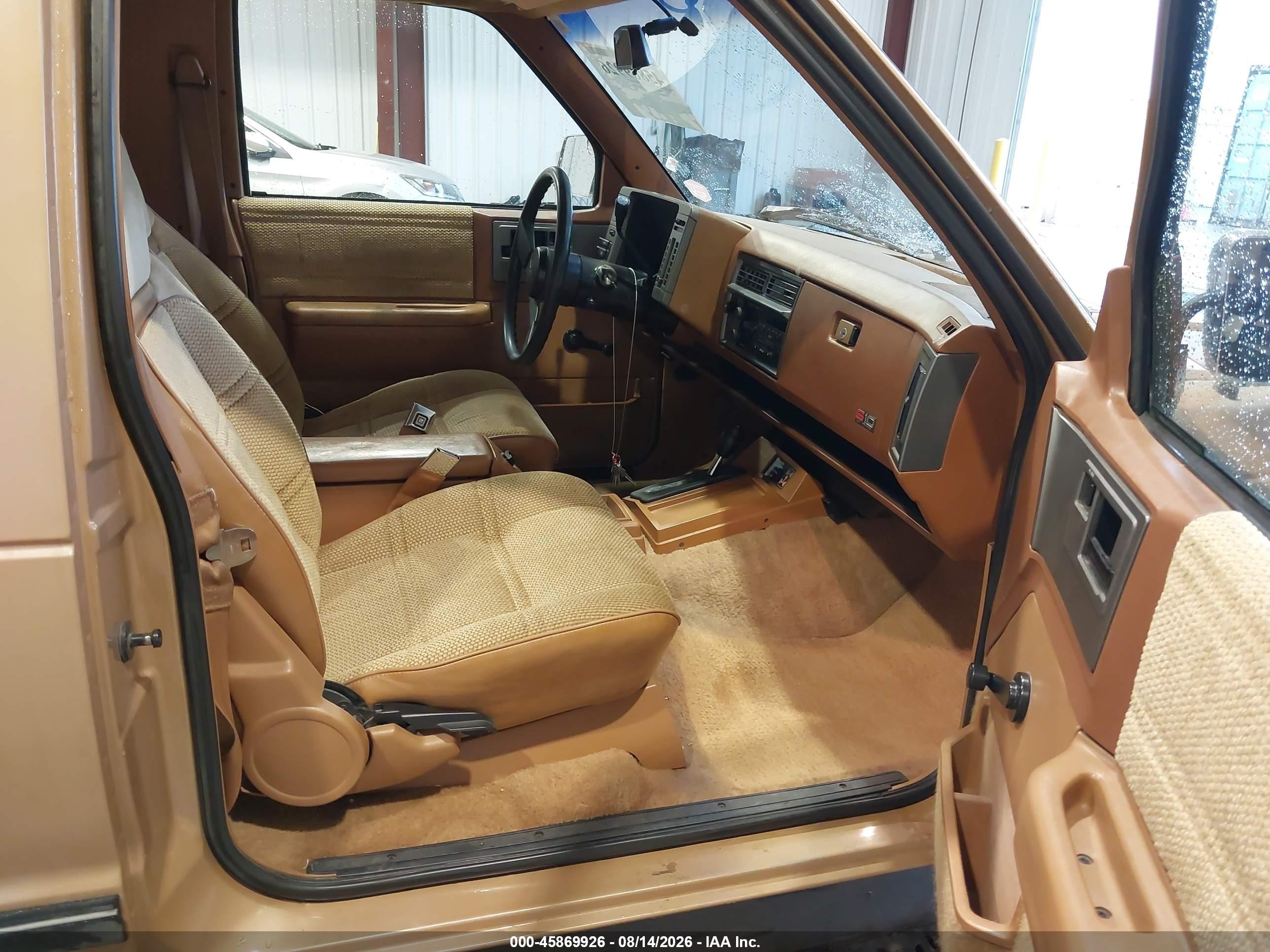 1989 Chevrolet Blazer S10 Tan vin: 1GNCT18Z2K8207739