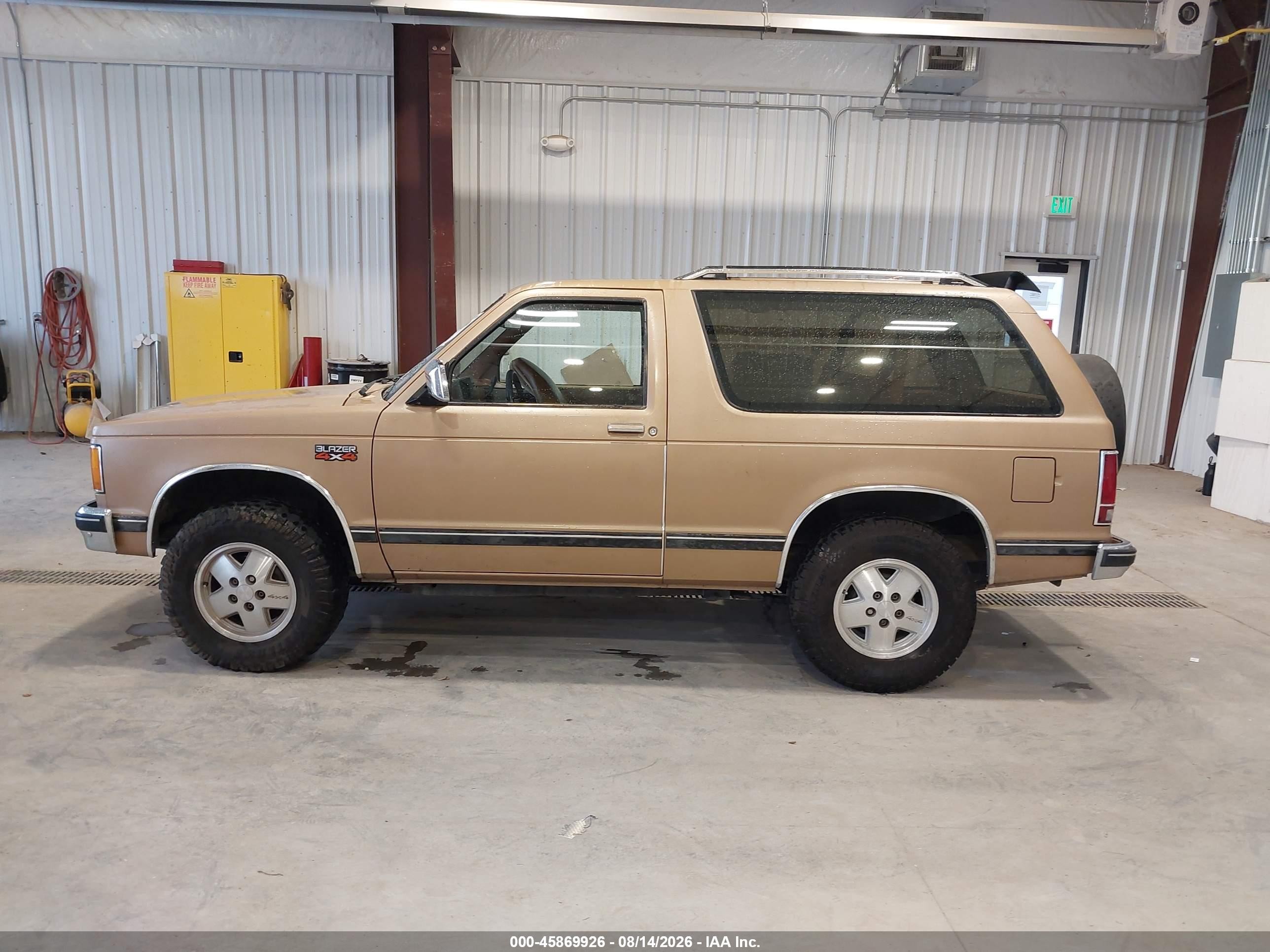 1989 Chevrolet Blazer S10 Tan vin: 1GNCT18Z2K8207739