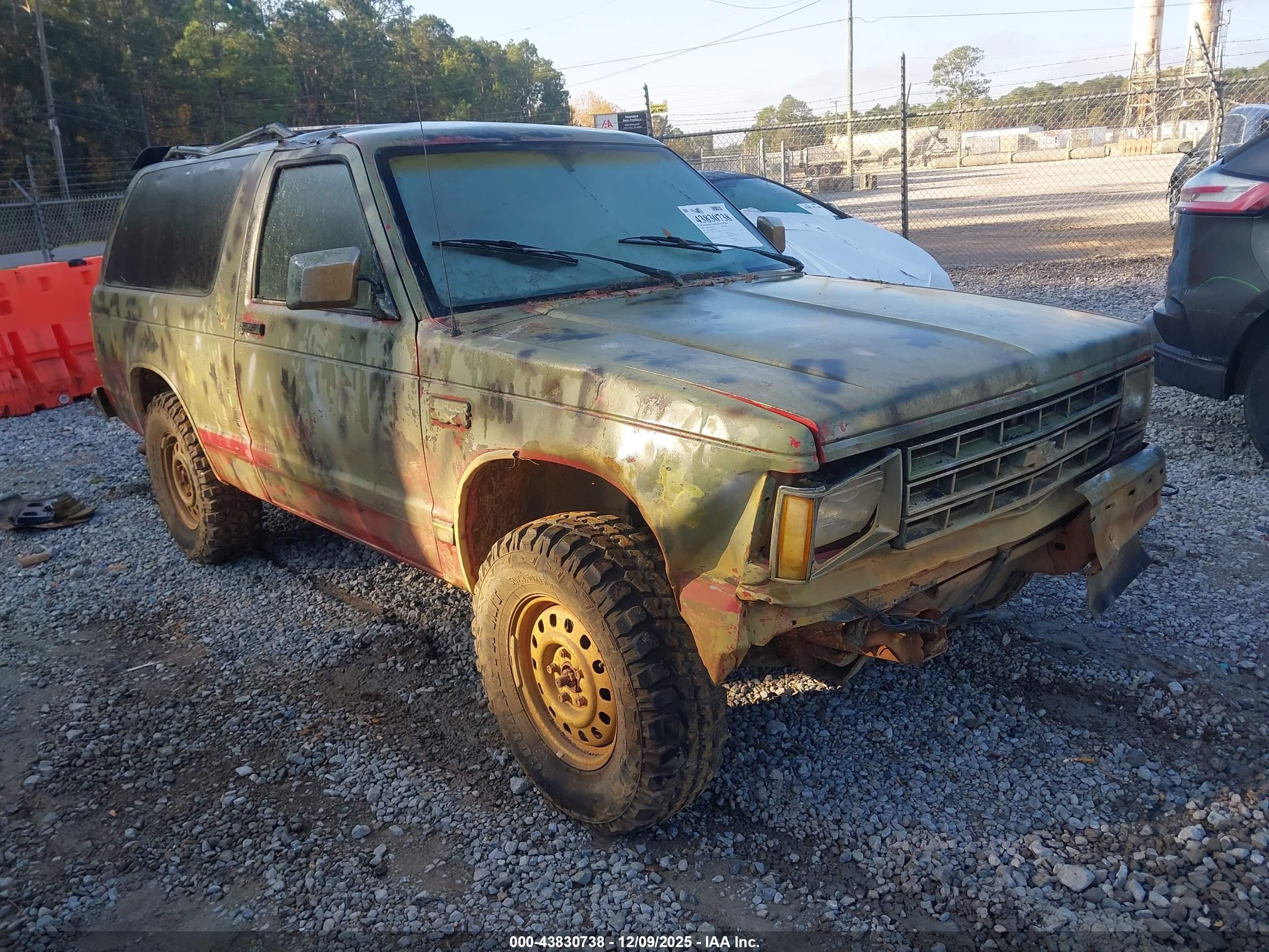 1989 Chevrolet Blazer S10 Red vin: 1GNCT18Z3K0180520