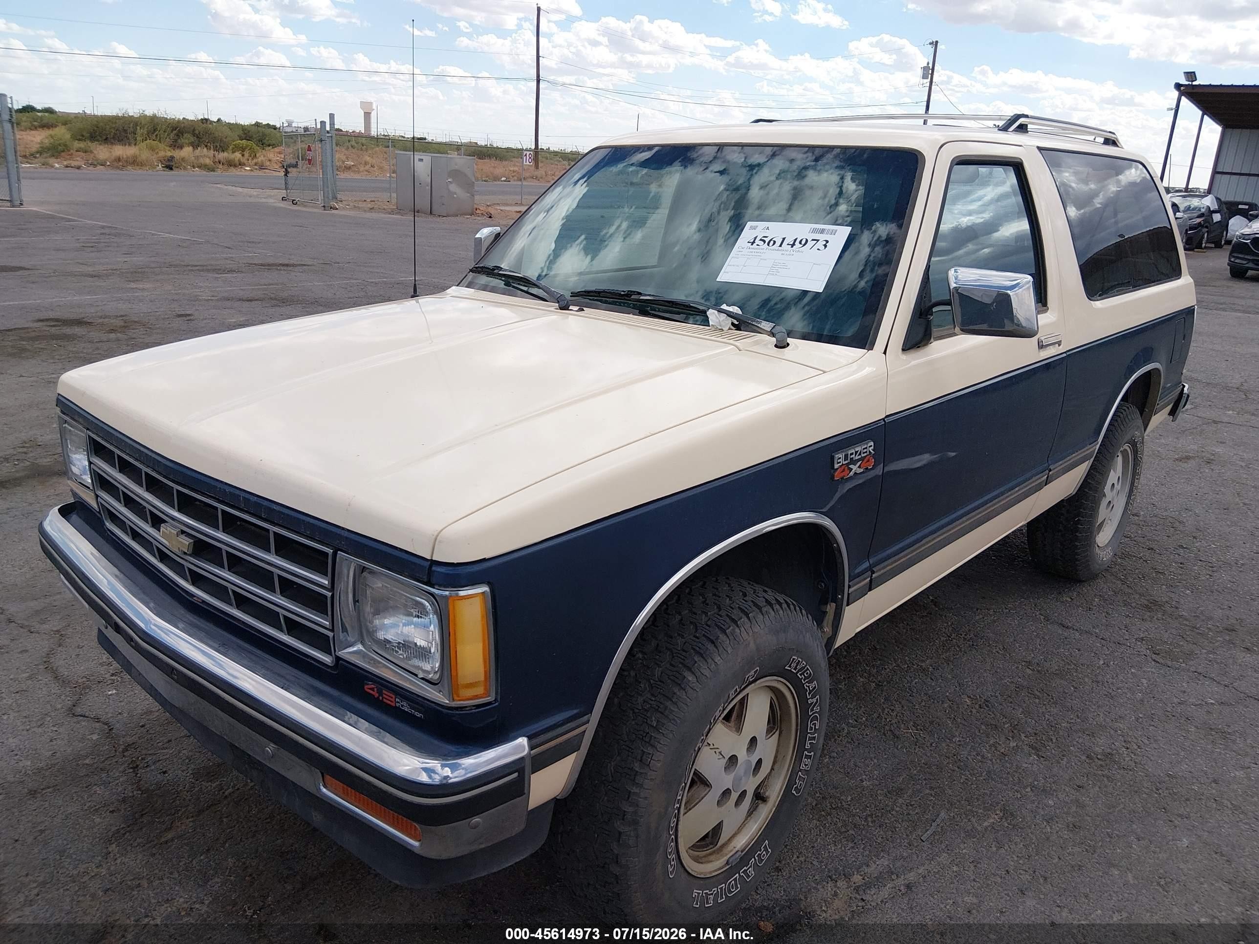 1989 Chevrolet Blazer S10 Blue vin: 1GNCT18Z3K8162956