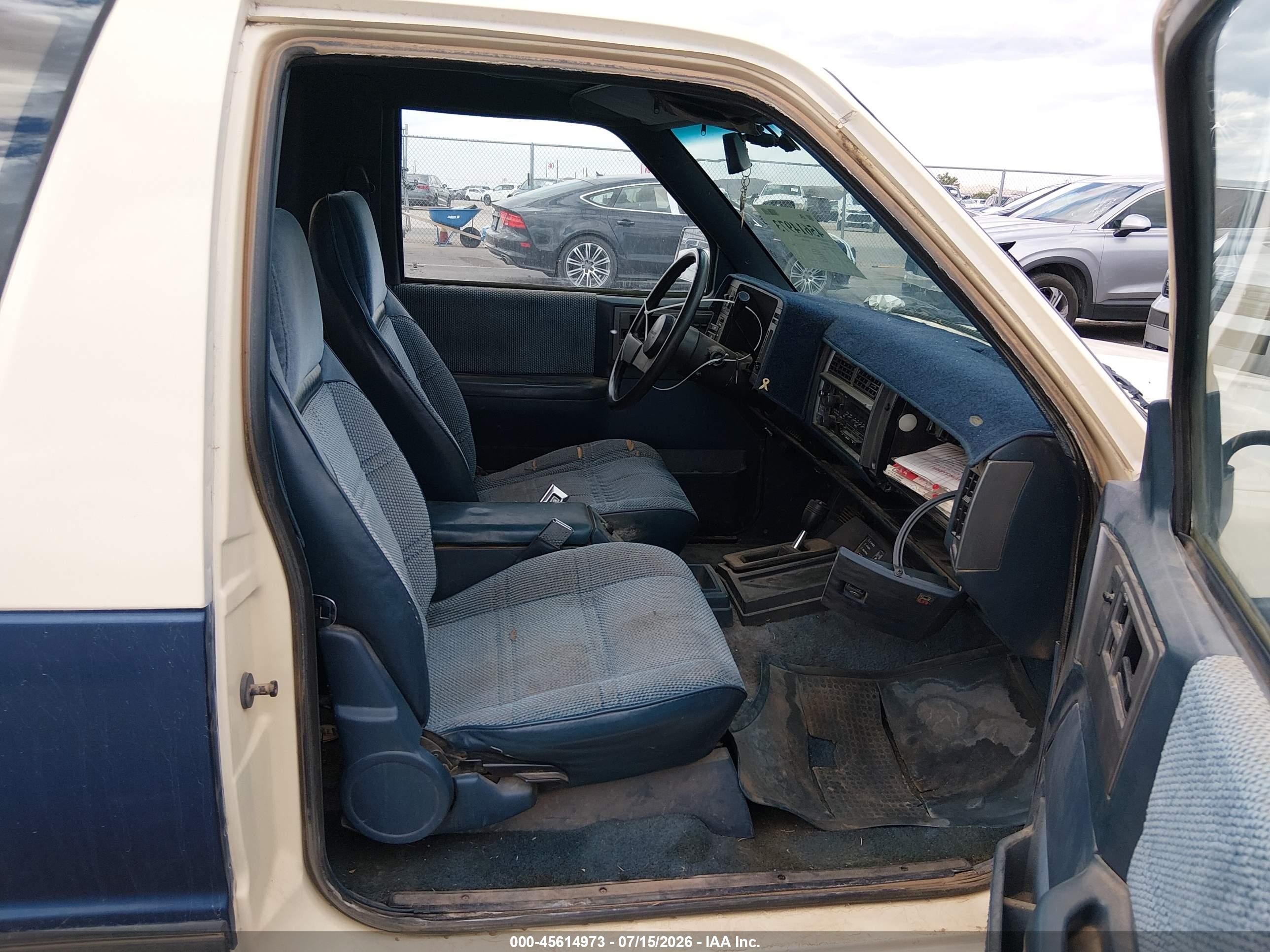1989 Chevrolet Blazer S10 Blue vin: 1GNCT18Z3K8162956