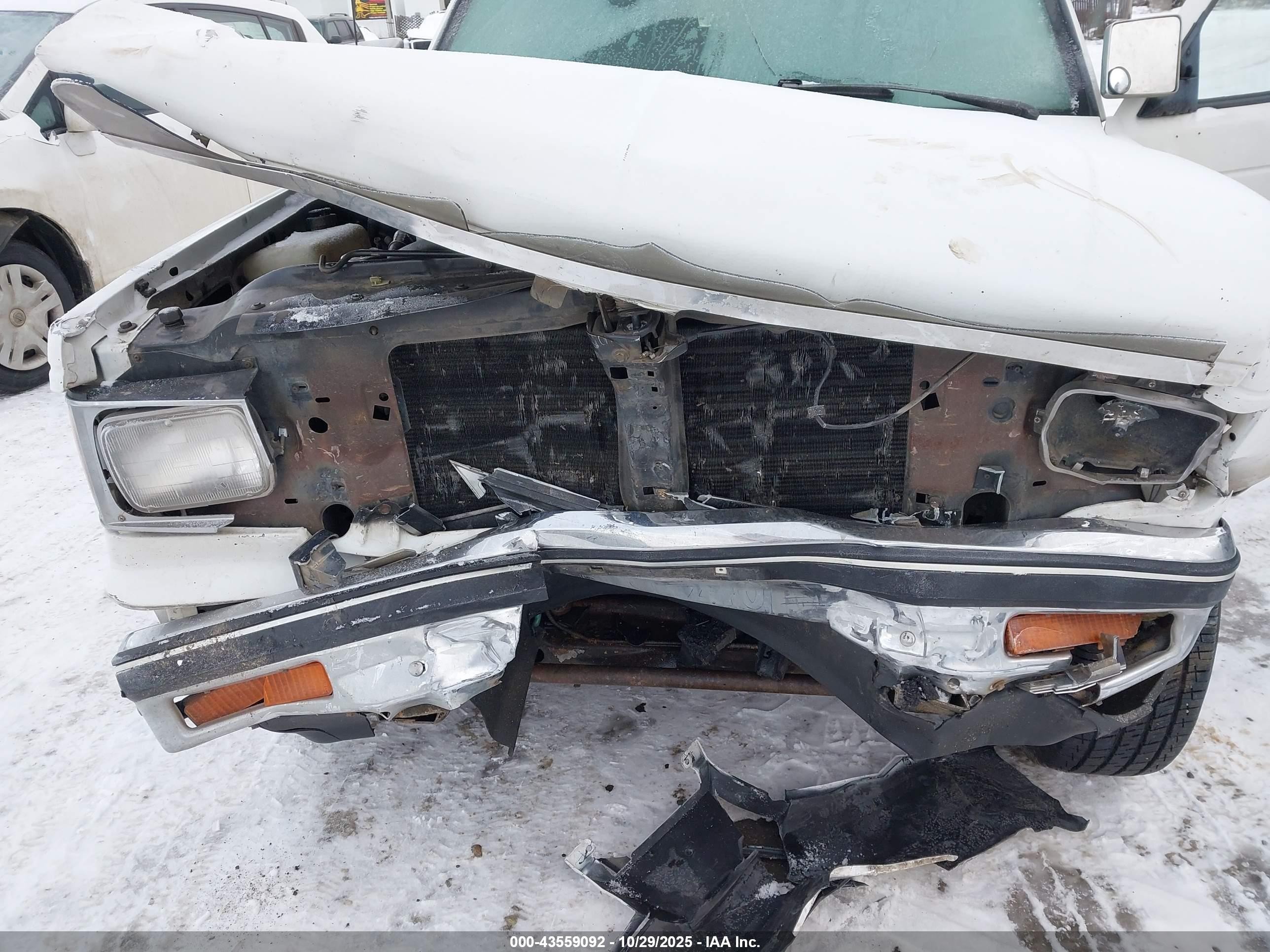 1989 Chevrolet Blazer S10 White vin: 1GNCT18Z6K0133403