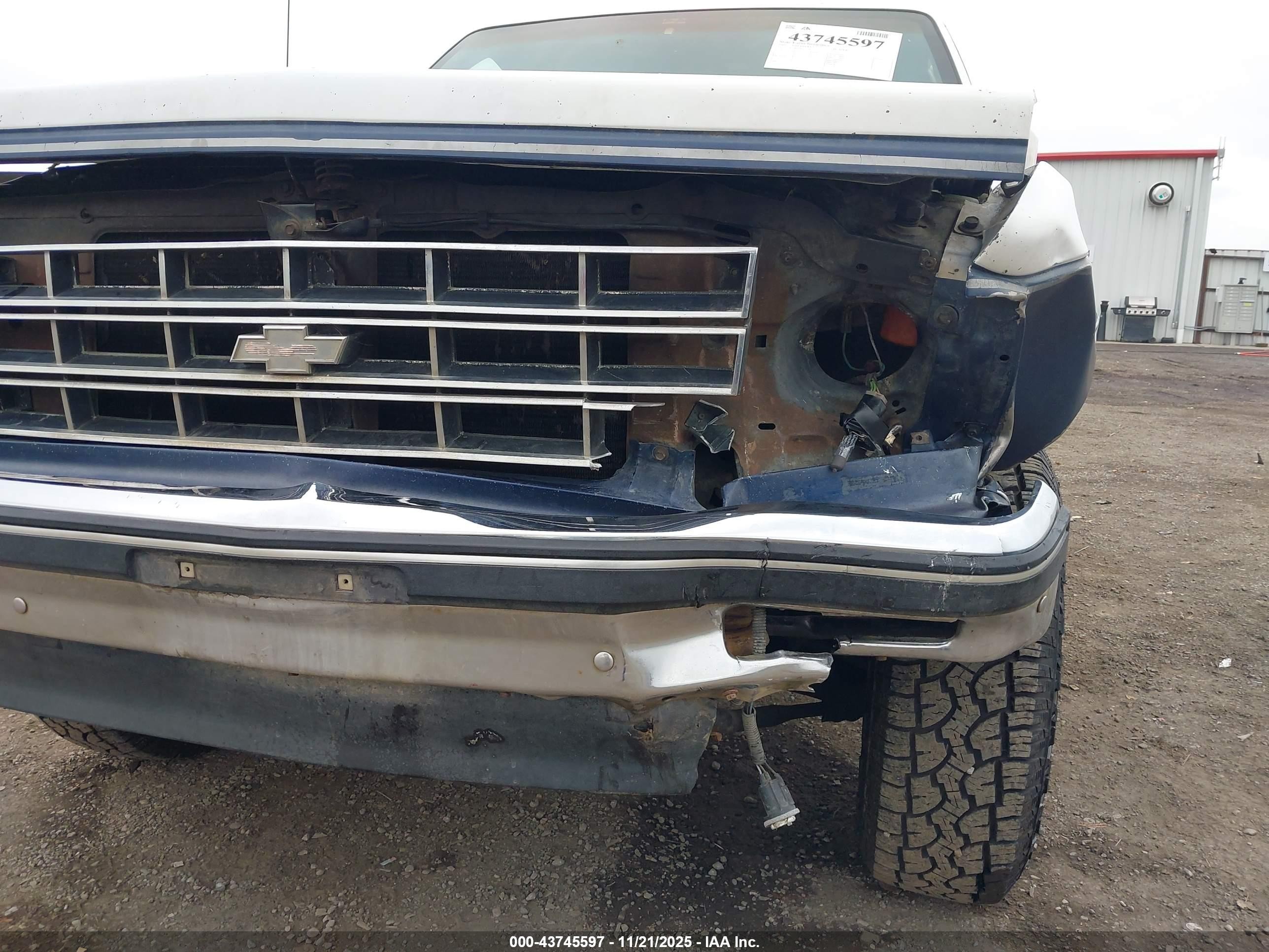 1989 Chevrolet Blazer S10 White vin: 1GNCT18ZXK0142766