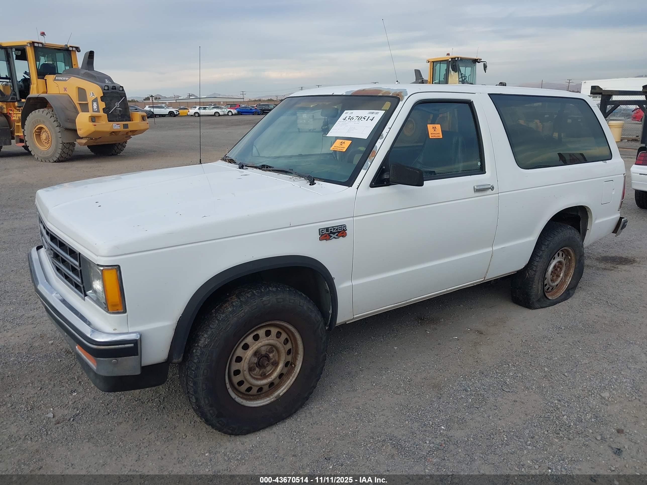 1989 Chevrolet Blazer S10 White vin: 1GNCT18ZXK8230184