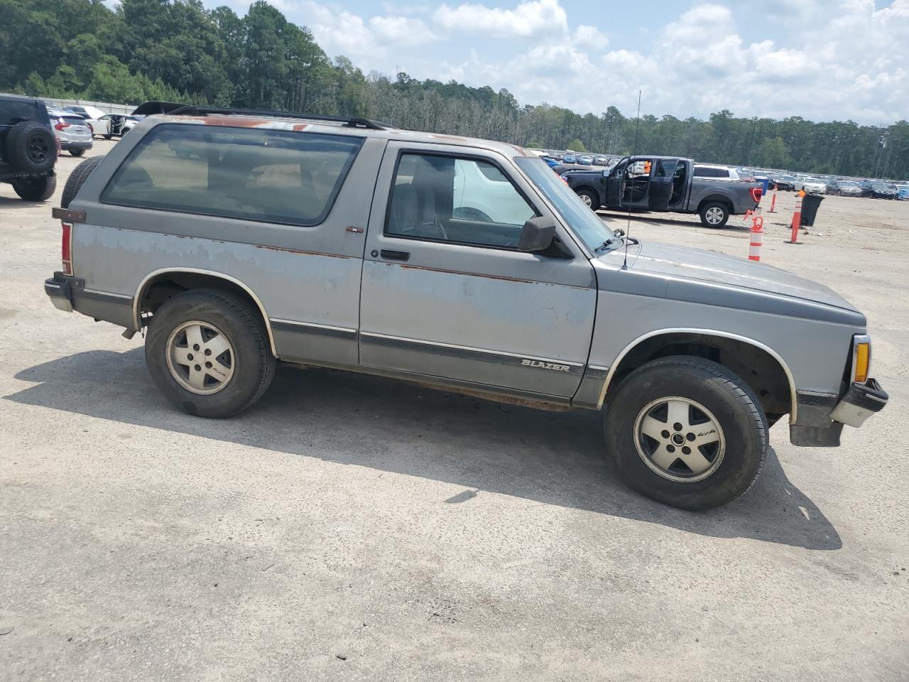 1991 Chevrolet Blazer S10 Silver vin: 1GNCT18ZXM8187209