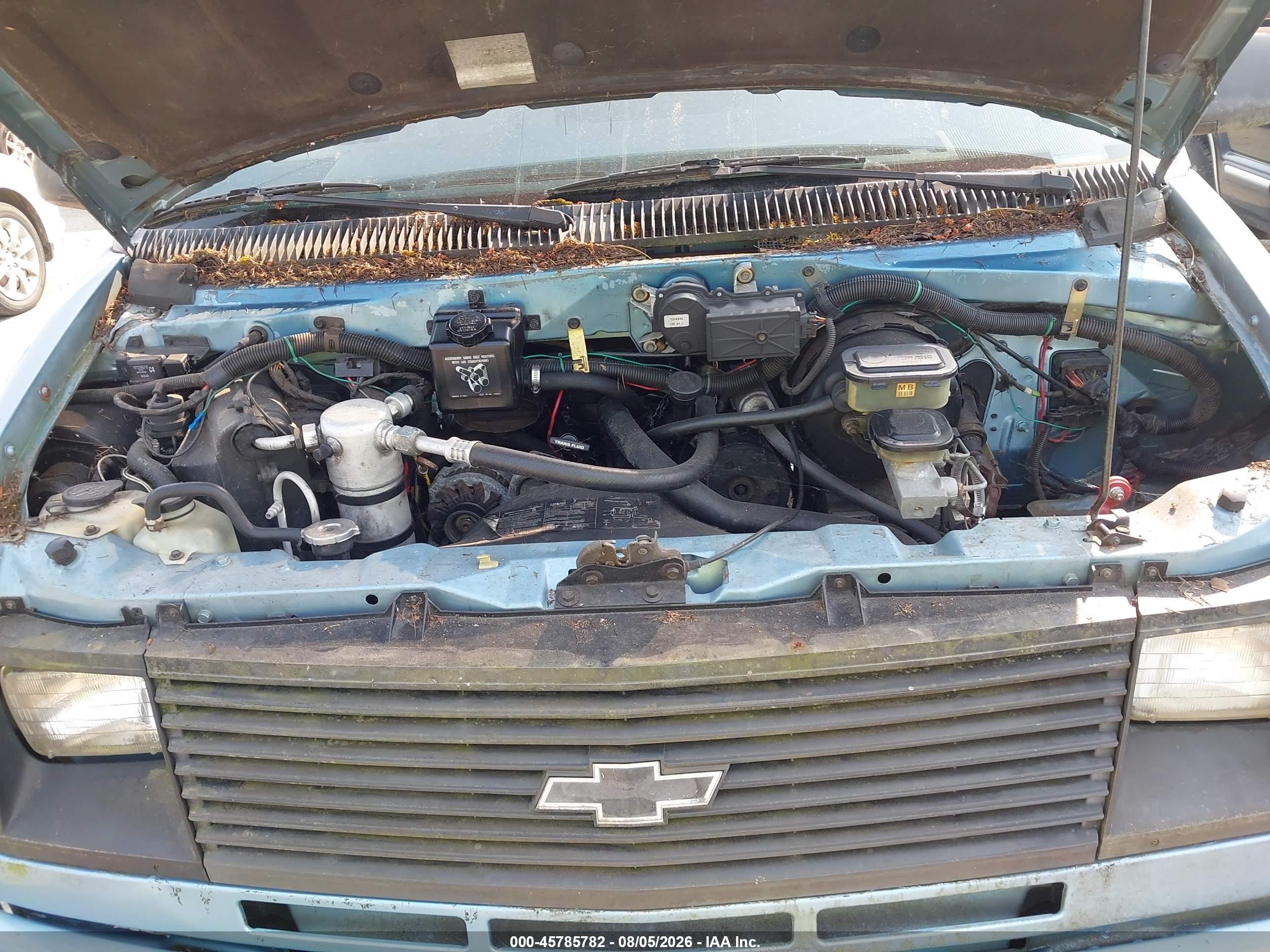 1990 Chevrolet Astro   Light Blue vin: 1GNDM15ZXLB148319