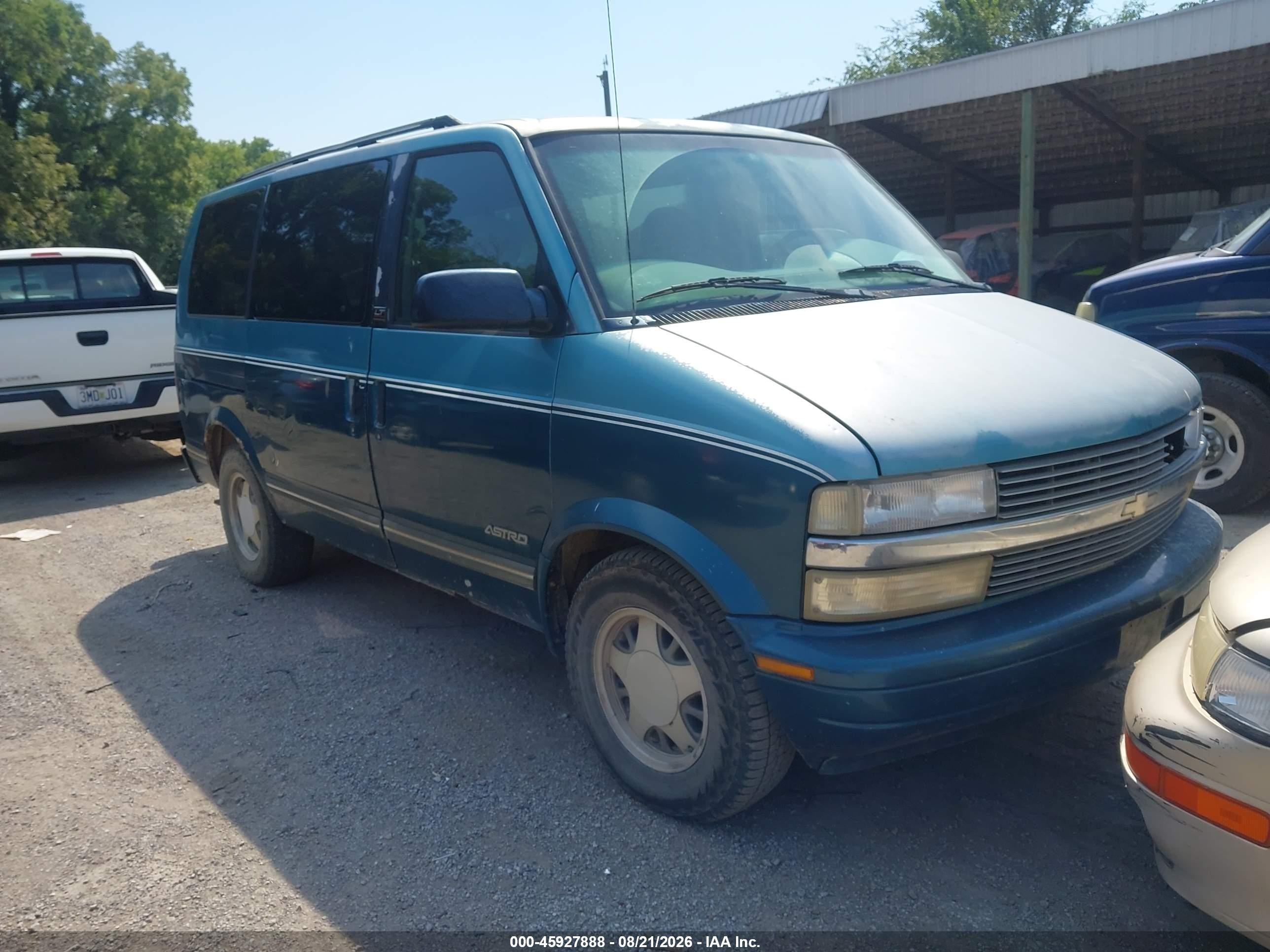 1996 Chevrolet Astro   Blue vin: 1GNDM19W0TB110968