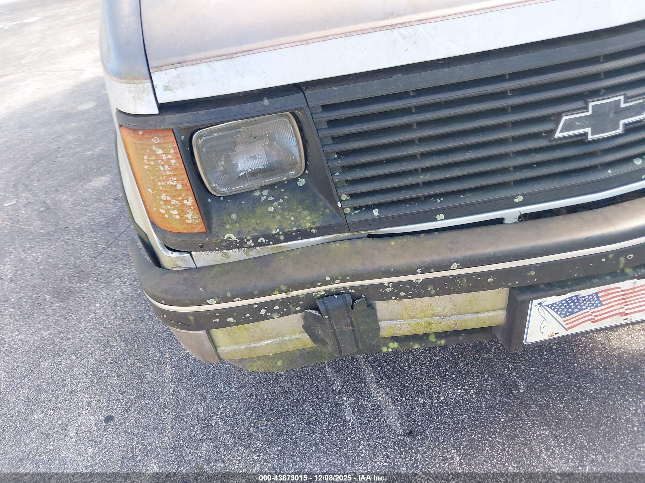 1993 Chevrolet Astro   Gray vin: 1GNDM19W1PB210518