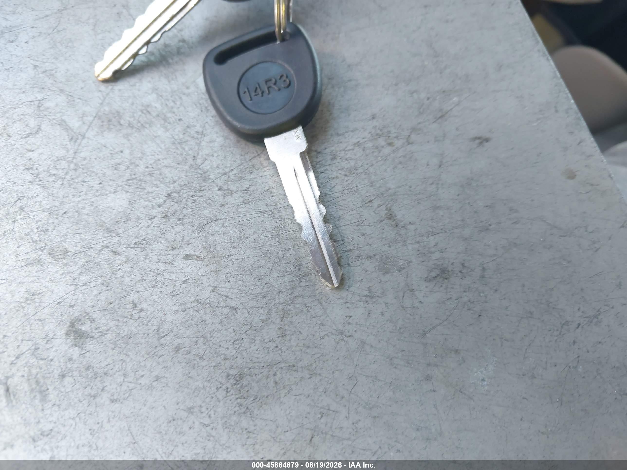 2001 Chevrolet Astro Ls Белый vin: 1GNDM19W21B121483