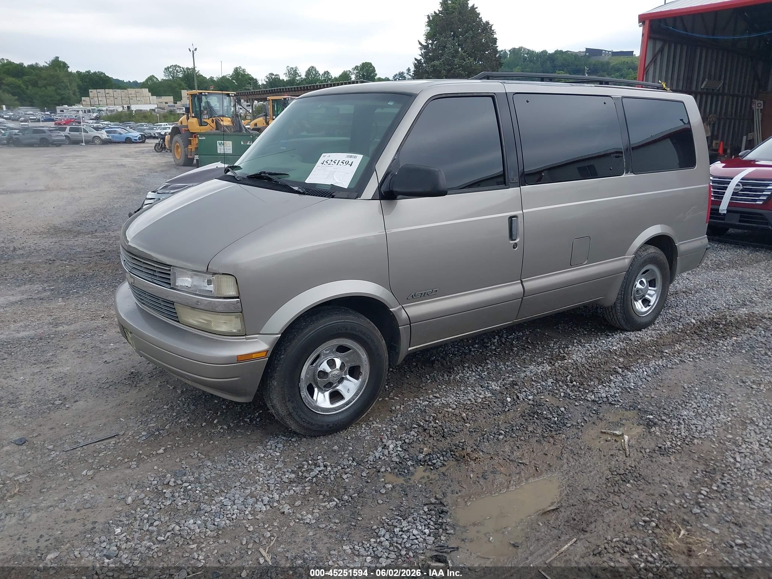 2001 Chevrolet Astro Ls Champagne vin: 1GNDM19W21B126604