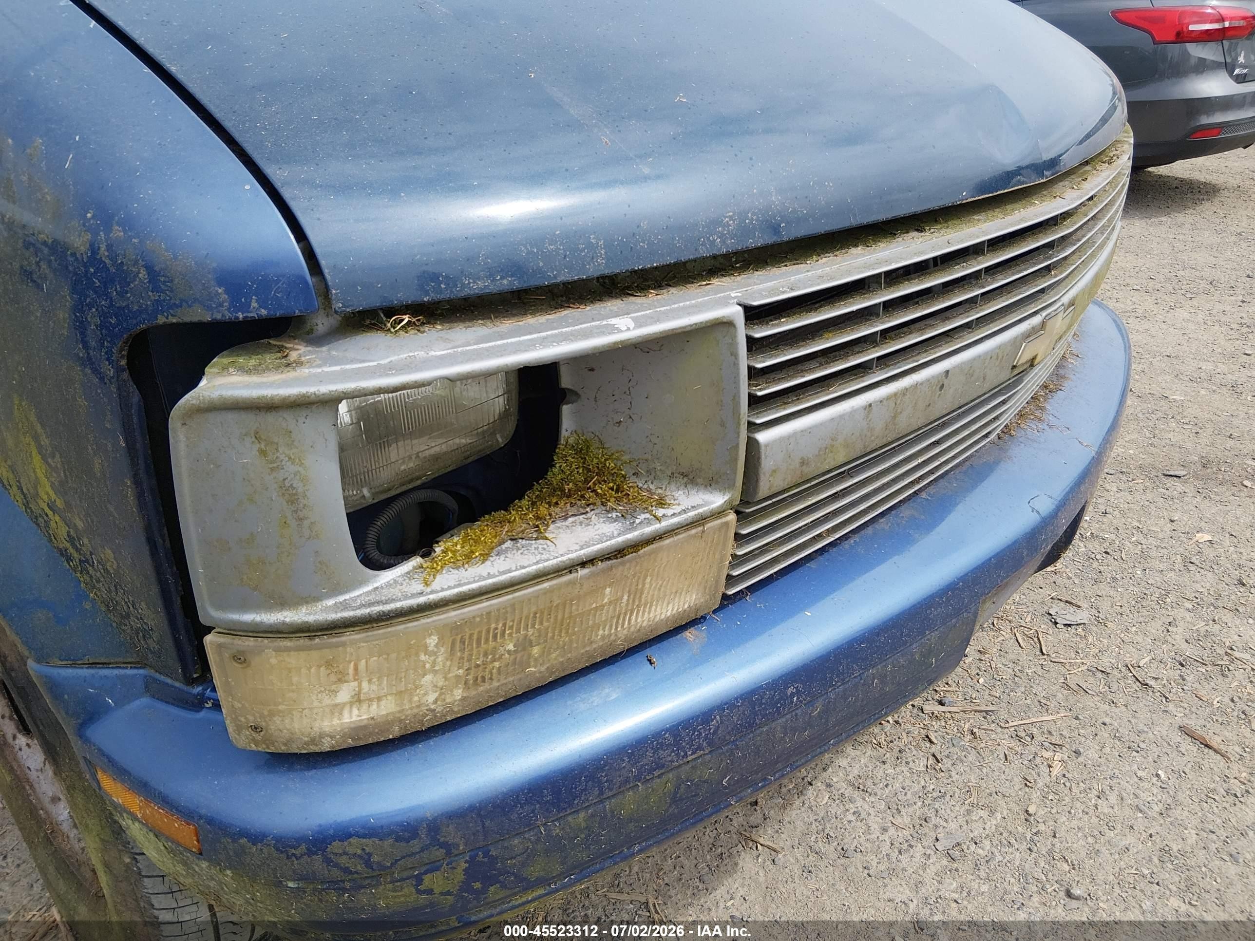1997 Chevrolet Astro Passenger Ls Cmi Blue vin: 1GNDM19W2VB199607