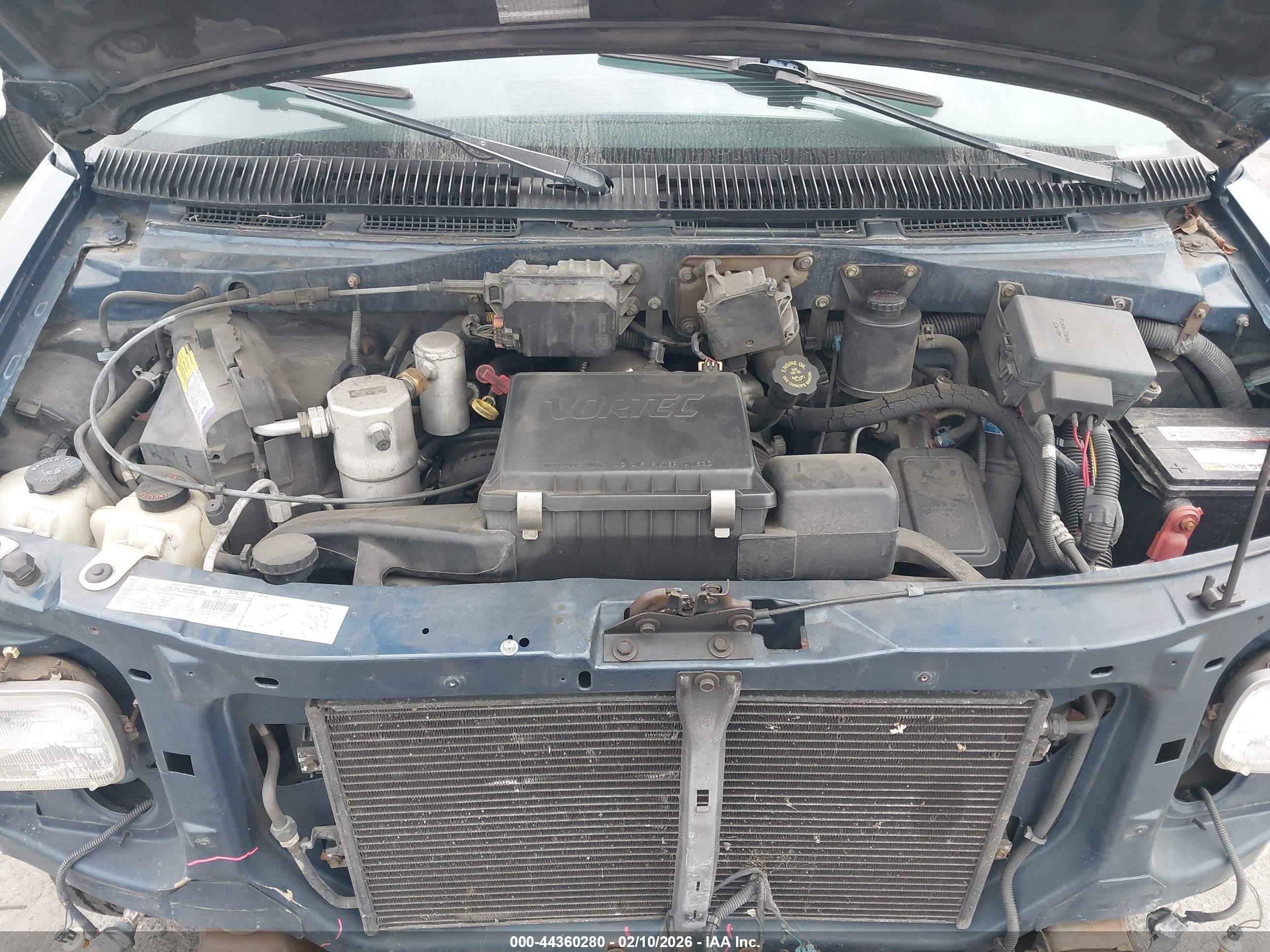 2000 Chevrolet Astro   Blue vin: 1GNDM19W2YB180382