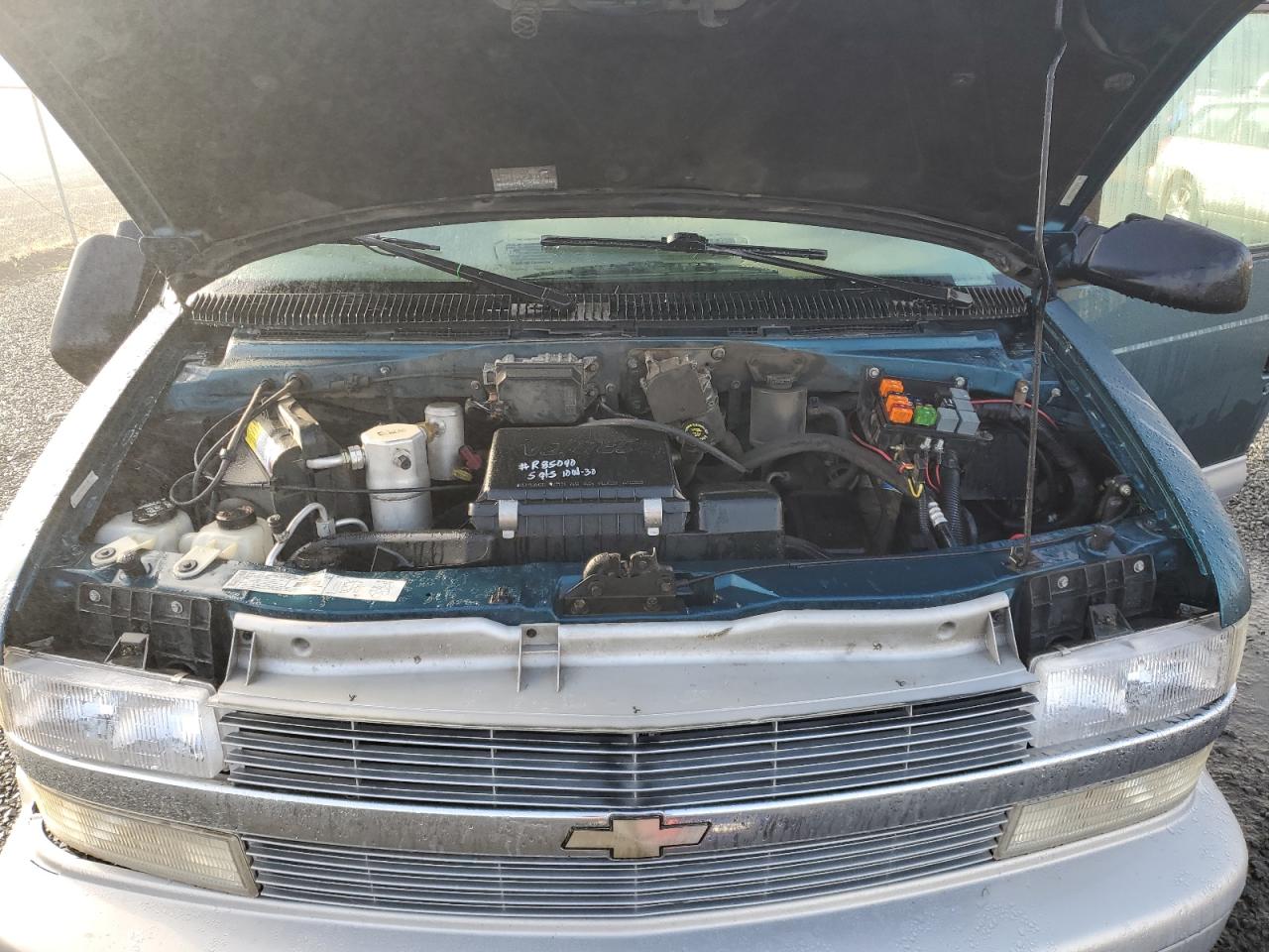 2000 Chevrolet Astro Teal vin: 1GNDM19W4YB166306