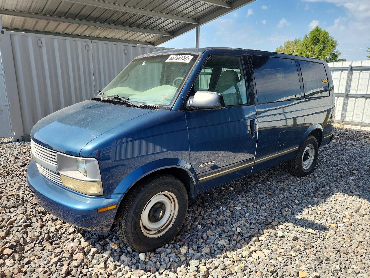 2000 Chevrolet Astro Blue vin: 1GNDM19W4YB178617