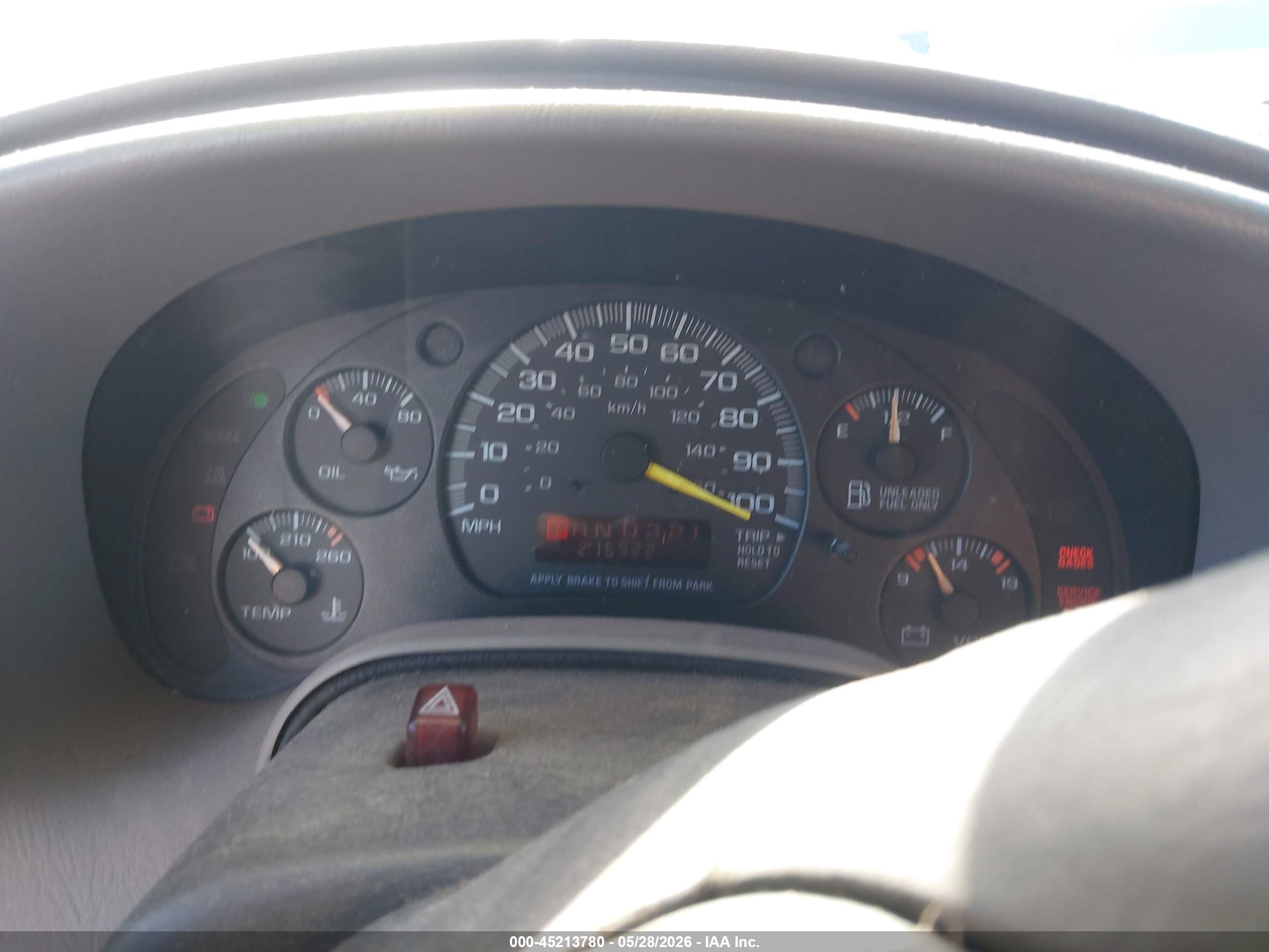 1997 Chevrolet Astro   White vin: 1GNDM19W5VB141622