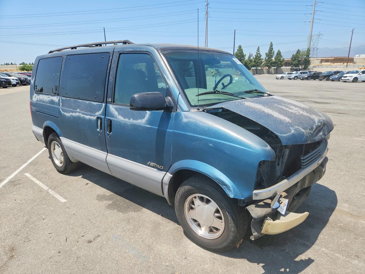 1998 Chevrolet Astro Teal vin: 1GNDM19W6WB202414
