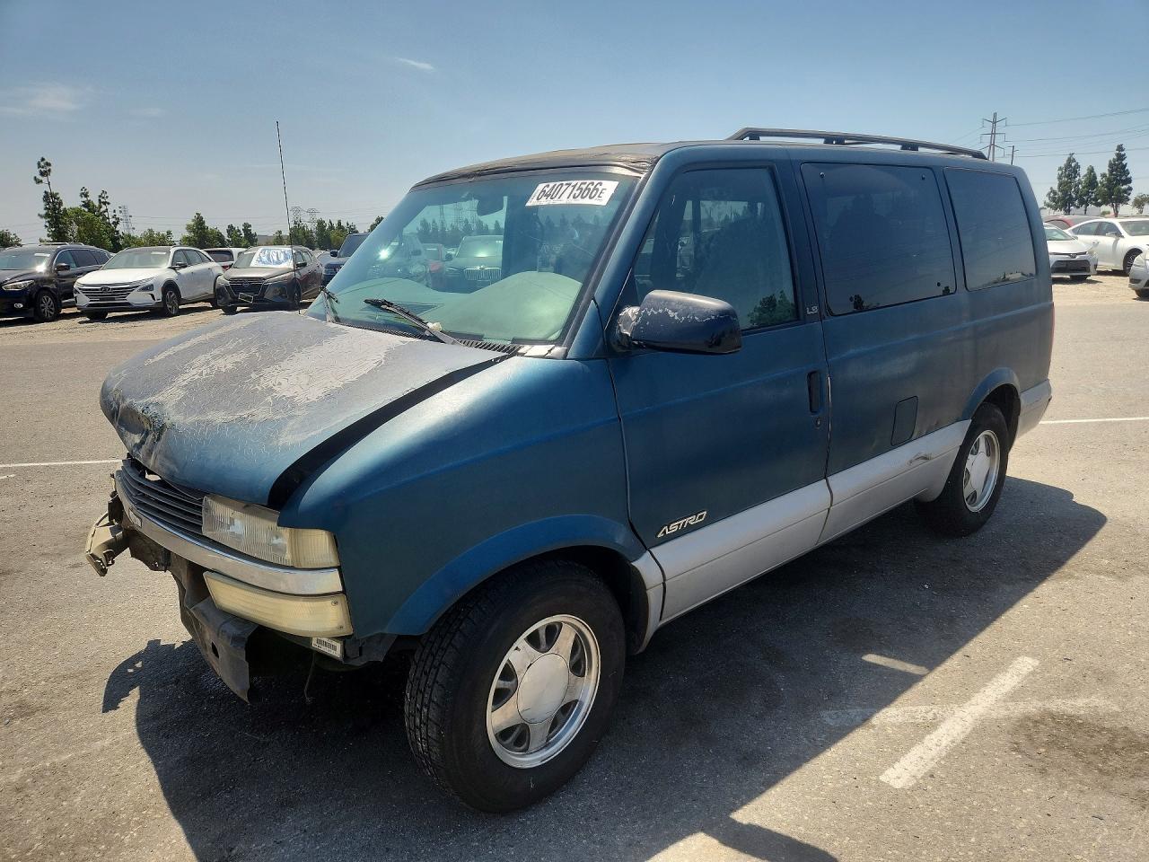 1998 Chevrolet Astro Teal vin: 1GNDM19W6WB202414