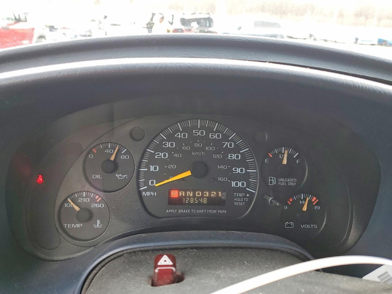 1999 Chevrolet Astro White vin: 1GNDM19W6XB154107