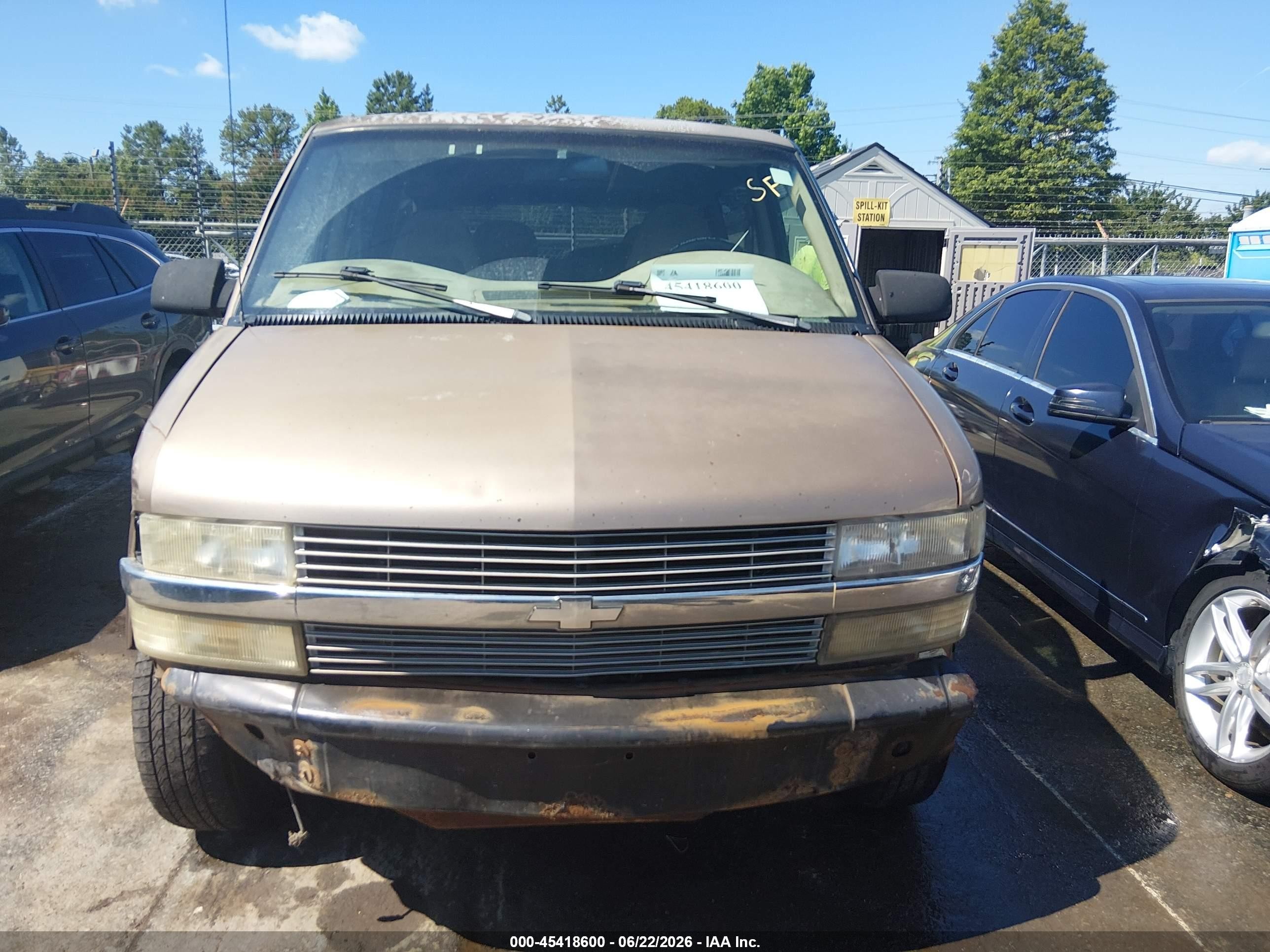 1999 Chevrolet Astro Passenger   Brown vin: 1GNDM19W6XB182733
