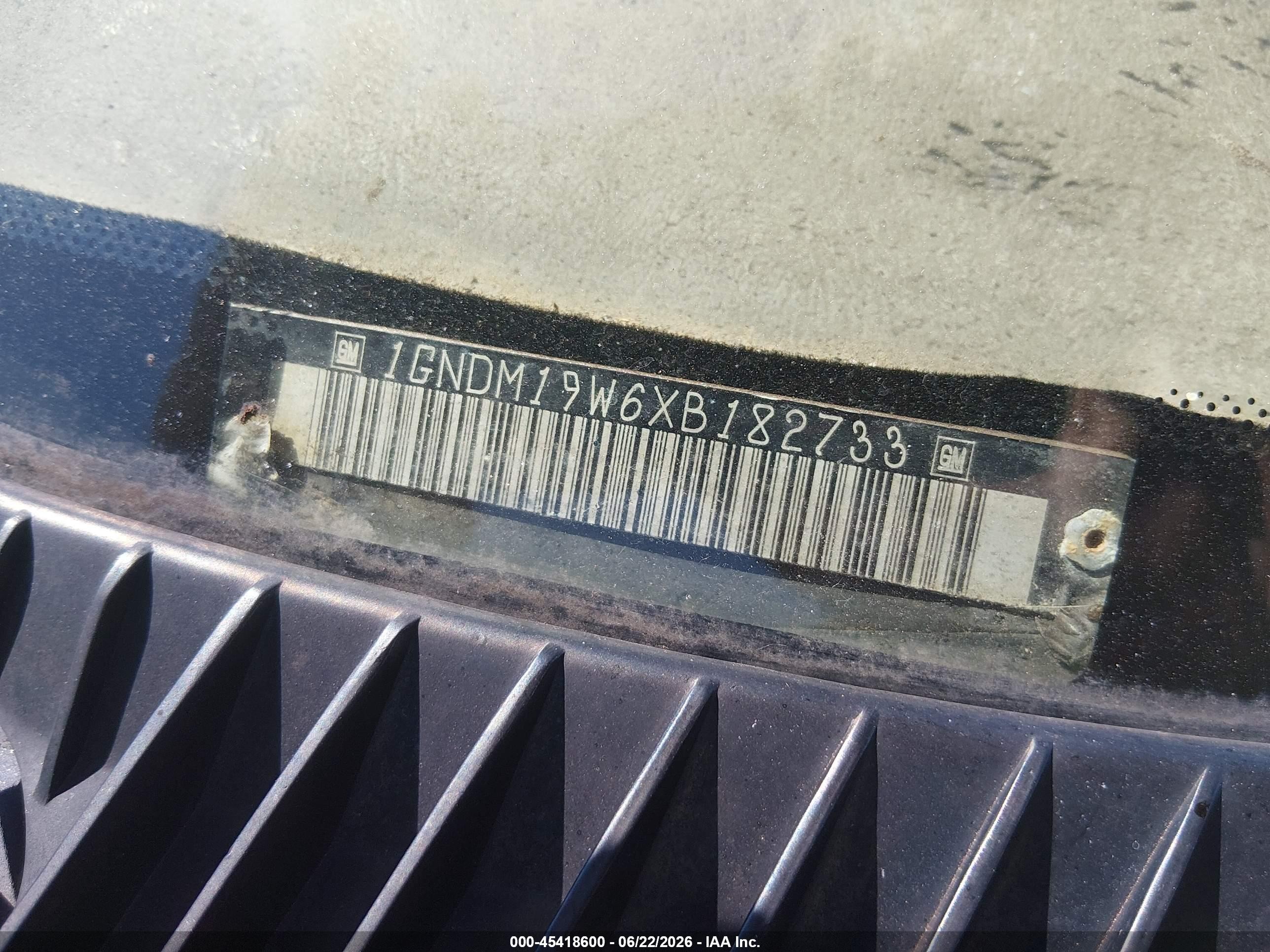 1999 Chevrolet Astro Passenger   Brown vin: 1GNDM19W6XB182733