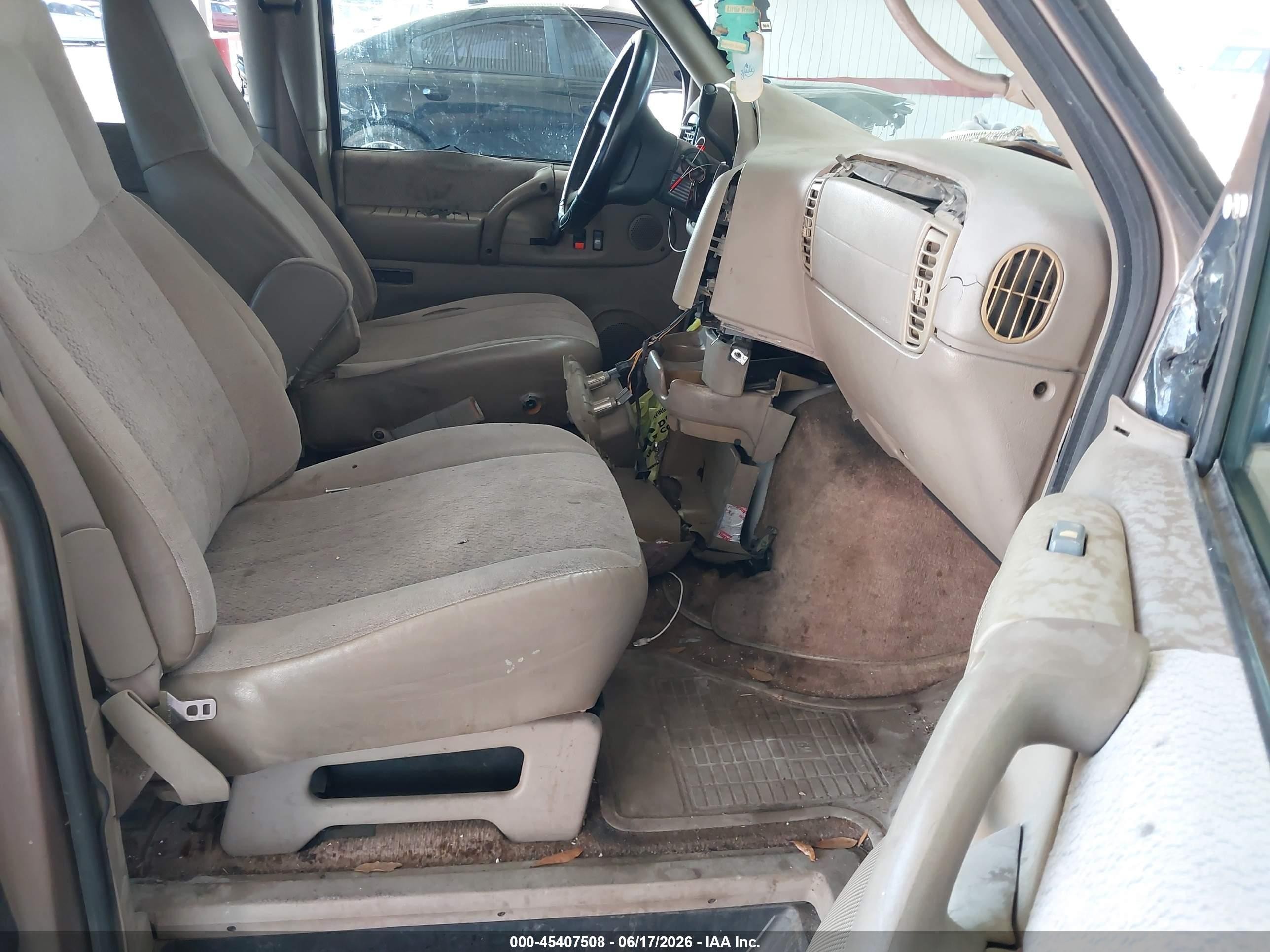 2001 Chevrolet Astro Ls Beige vin: 1GNDM19W71B121883