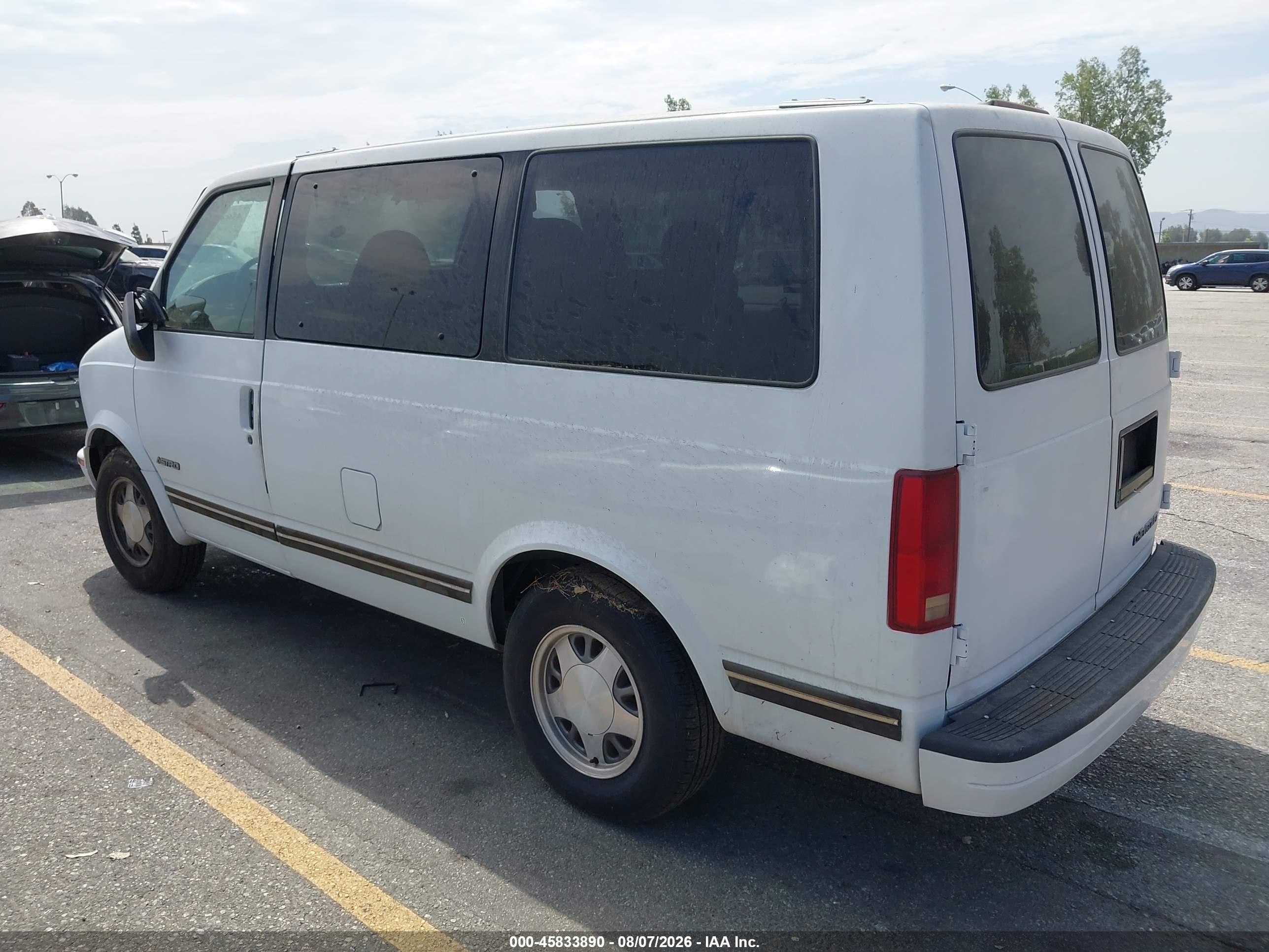 1997 Chevrolet Astro Passenger Ls Cmi White vin: 1GNDM19W8VB188417