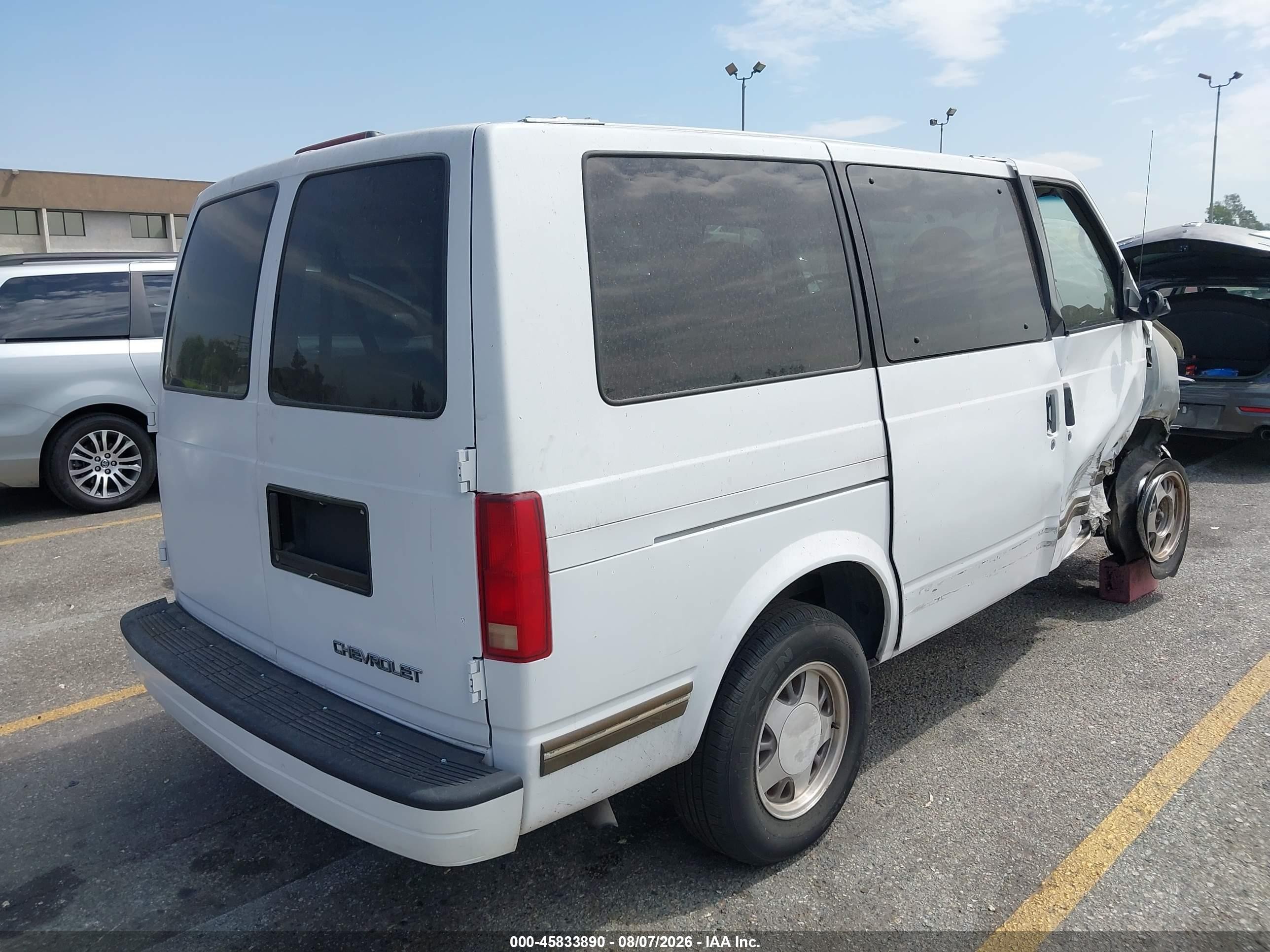1997 Chevrolet Astro Passenger Ls Cmi White vin: 1GNDM19W8VB188417