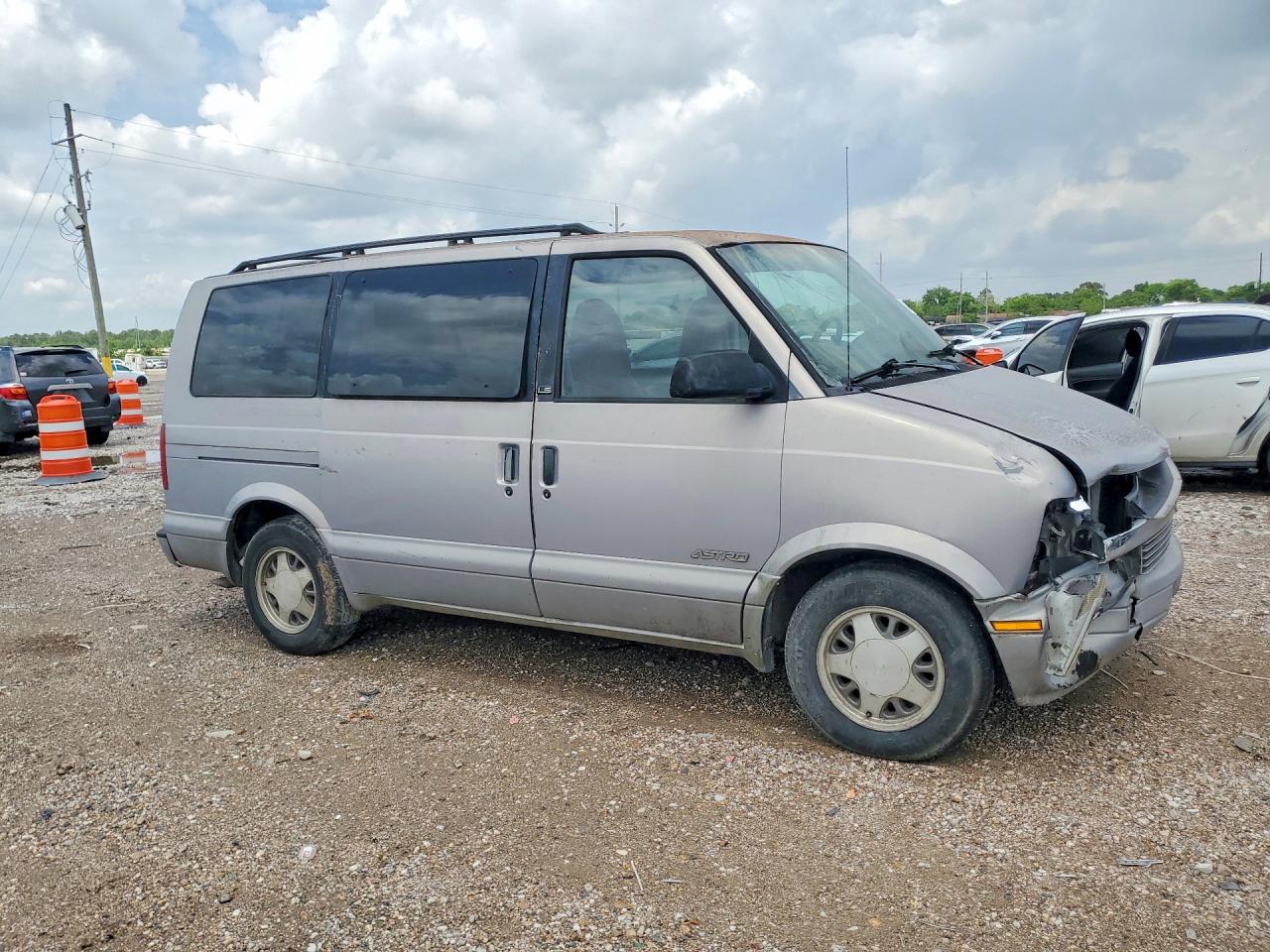 1997 Chevrolet Astro Gray vin: 1GNDM19W9VB117727