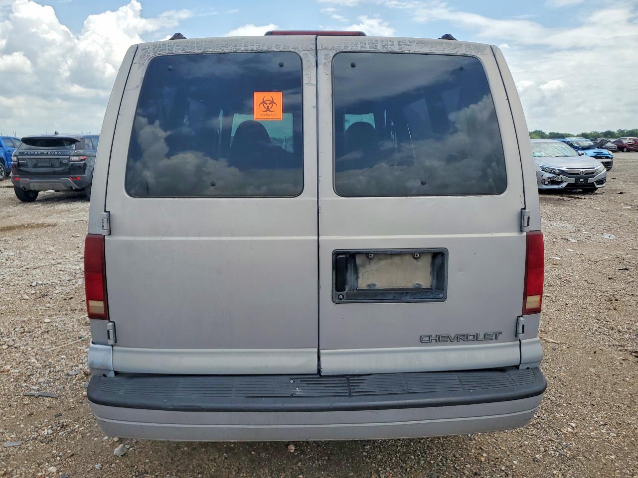 1997 Chevrolet Astro Gray vin: 1GNDM19W9VB117727