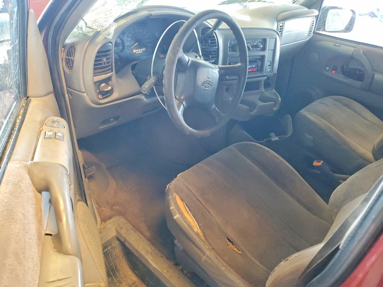 1999 Chevrolet Astro Maroon vin: 1GNDM19WXXB143451