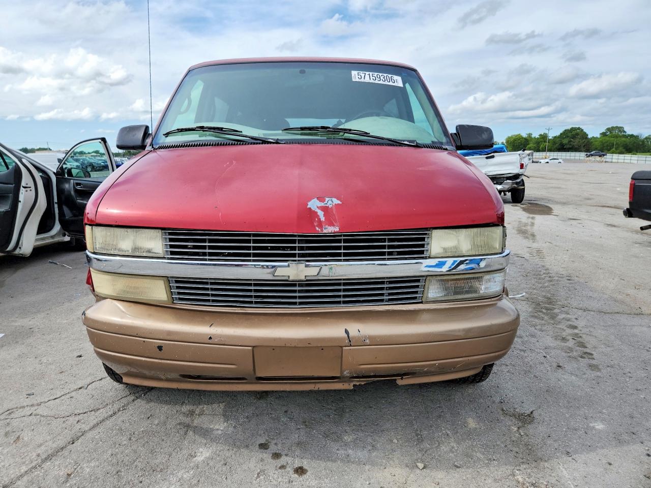 2000 Chevrolet Astro Красный vin: 1GNDM19WXYB147999