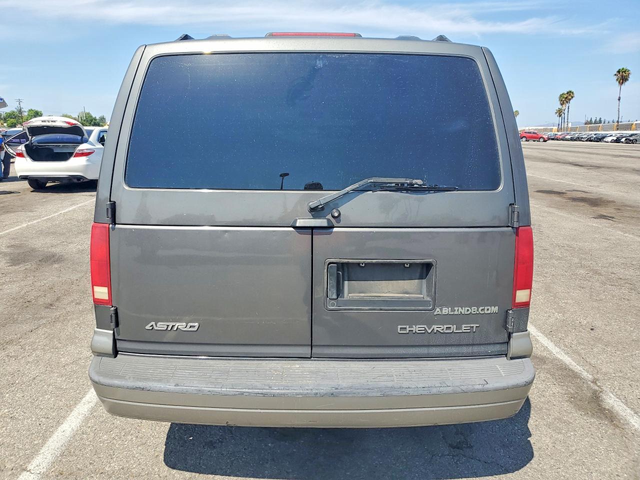 2004 Chevrolet Astro Gray vin: 1GNDM19X44B106478